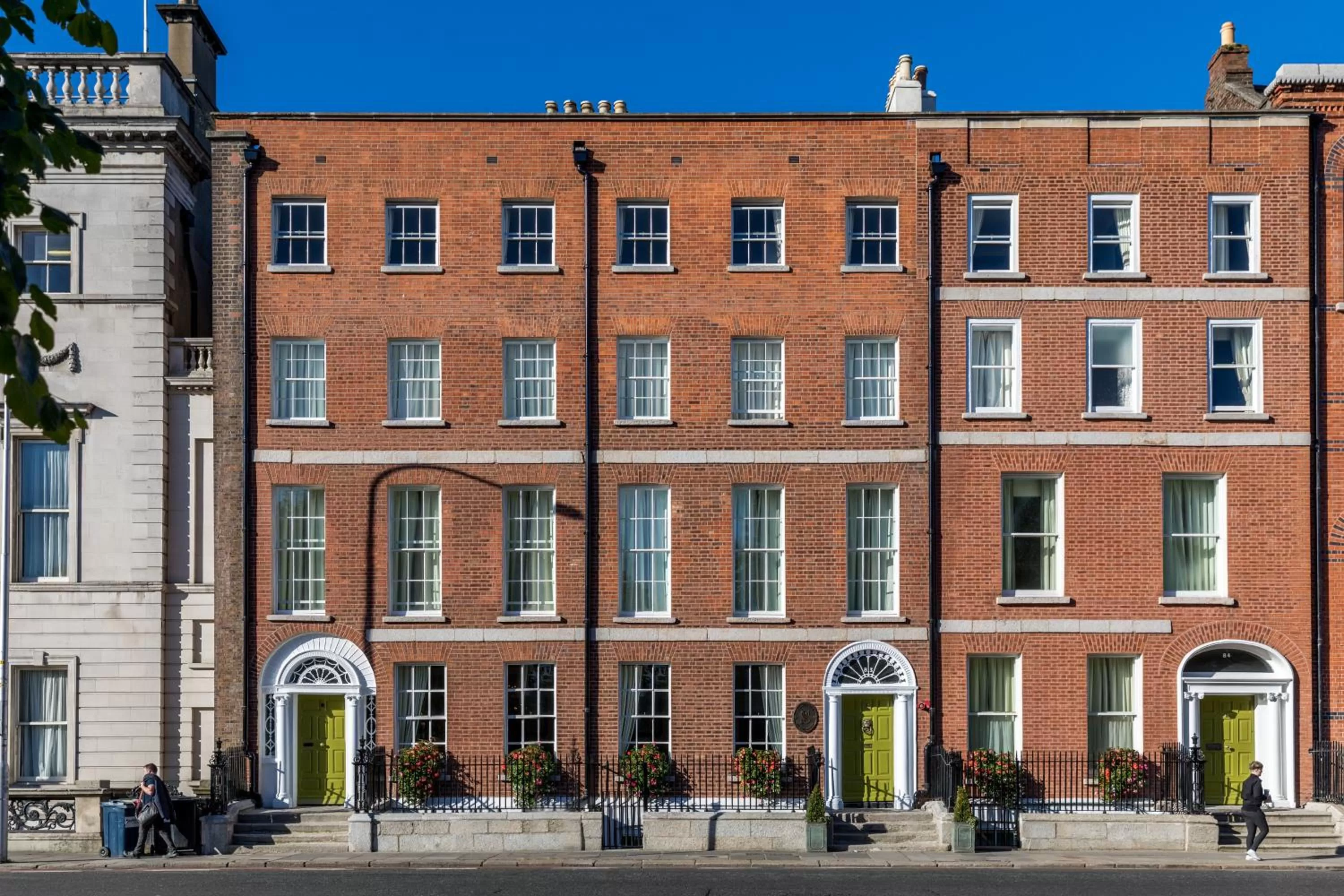 Facade/entrance in Stauntons on the Green Hotel