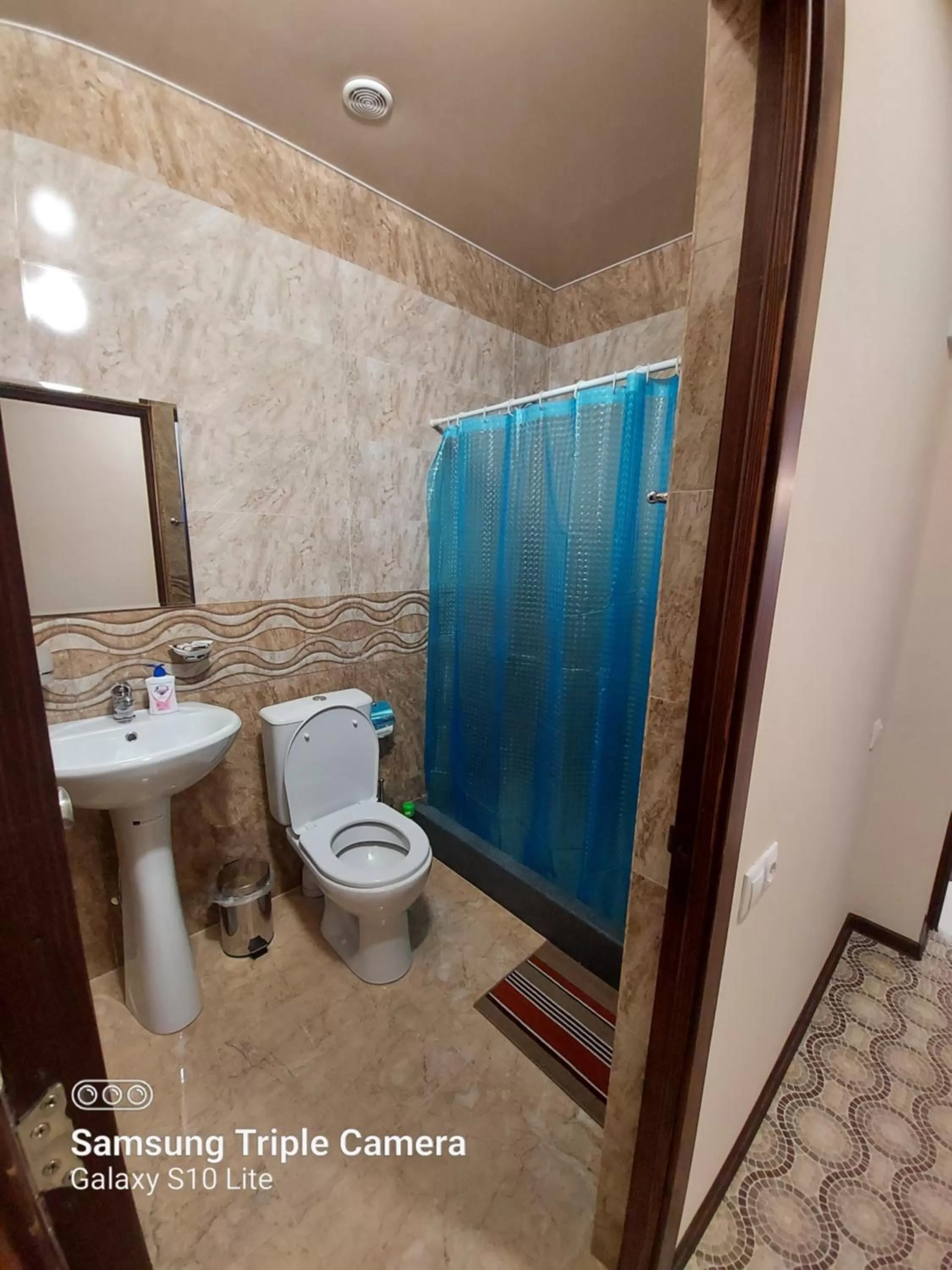 Bathroom in B&B Odzun