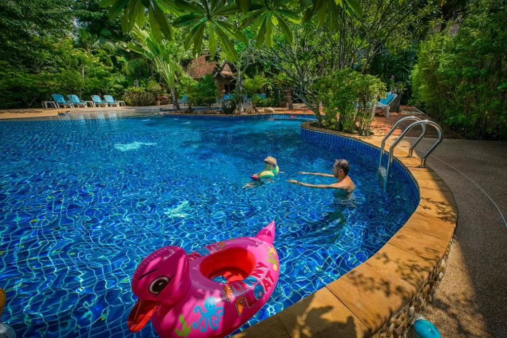 Swimming pool in Rabbit Resort Pattaya