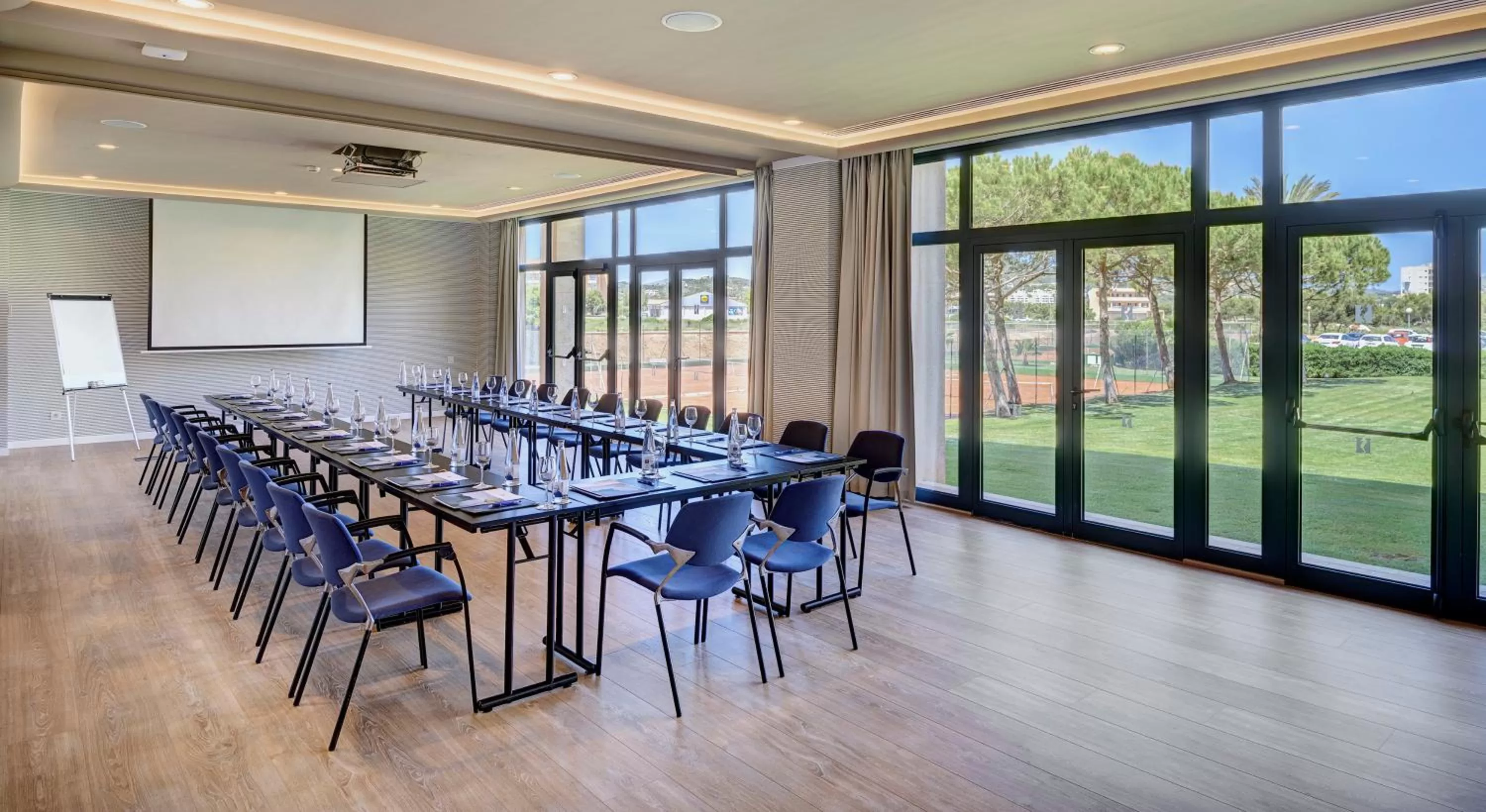 Meeting/conference room in Hipotels Hipocampo Palace & Spa