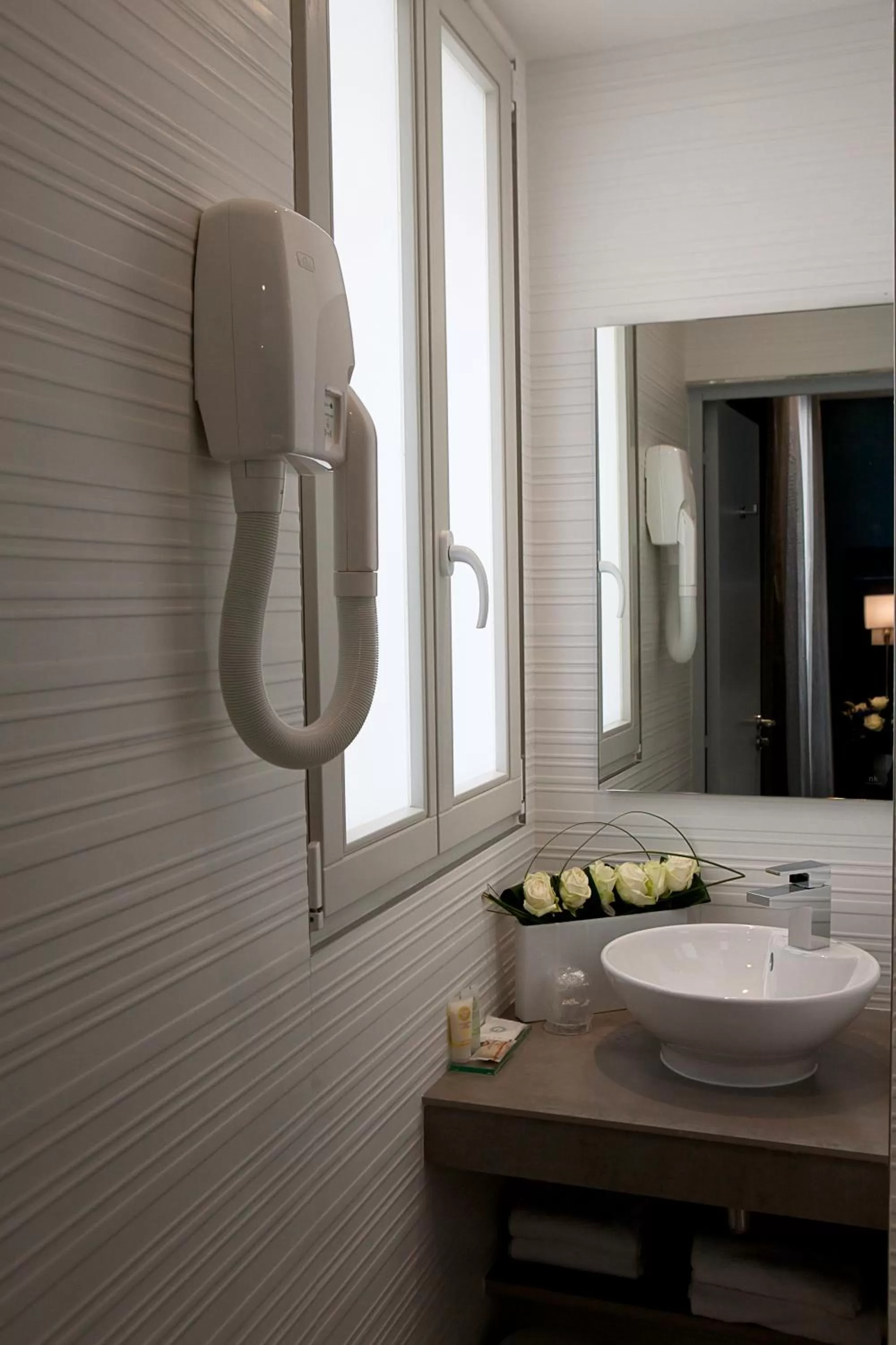 Bathroom in Prince Albert Montmartre