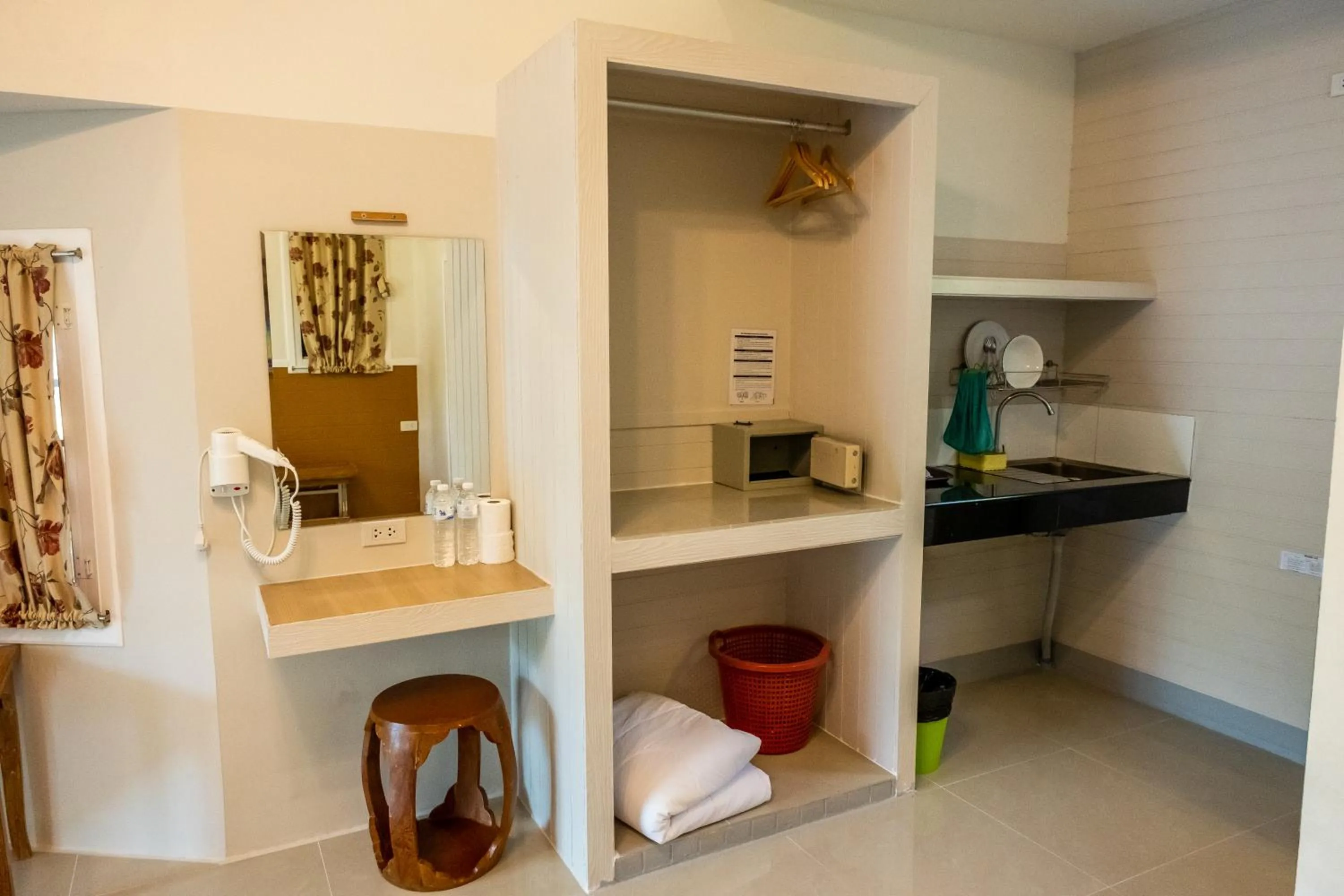 Kitchen or kitchenette in My Home Lantawadee Resort