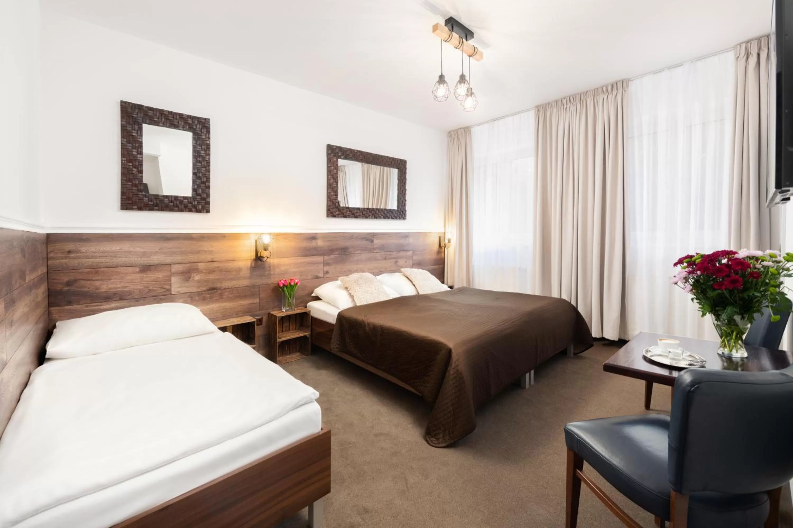 room service, Bed in Hotel U Šuláka