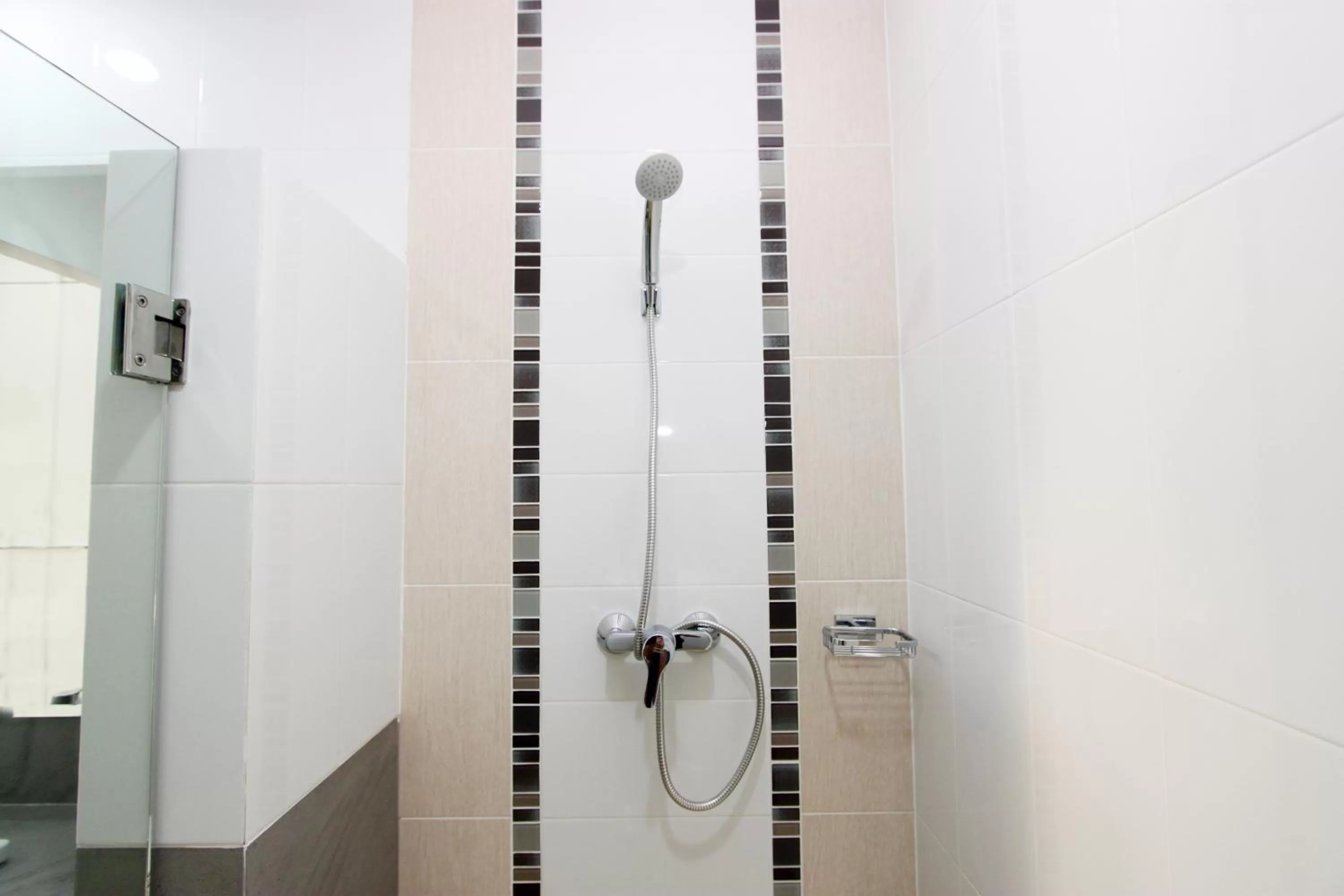 Bathroom in V-twin Donjan Service Apartment