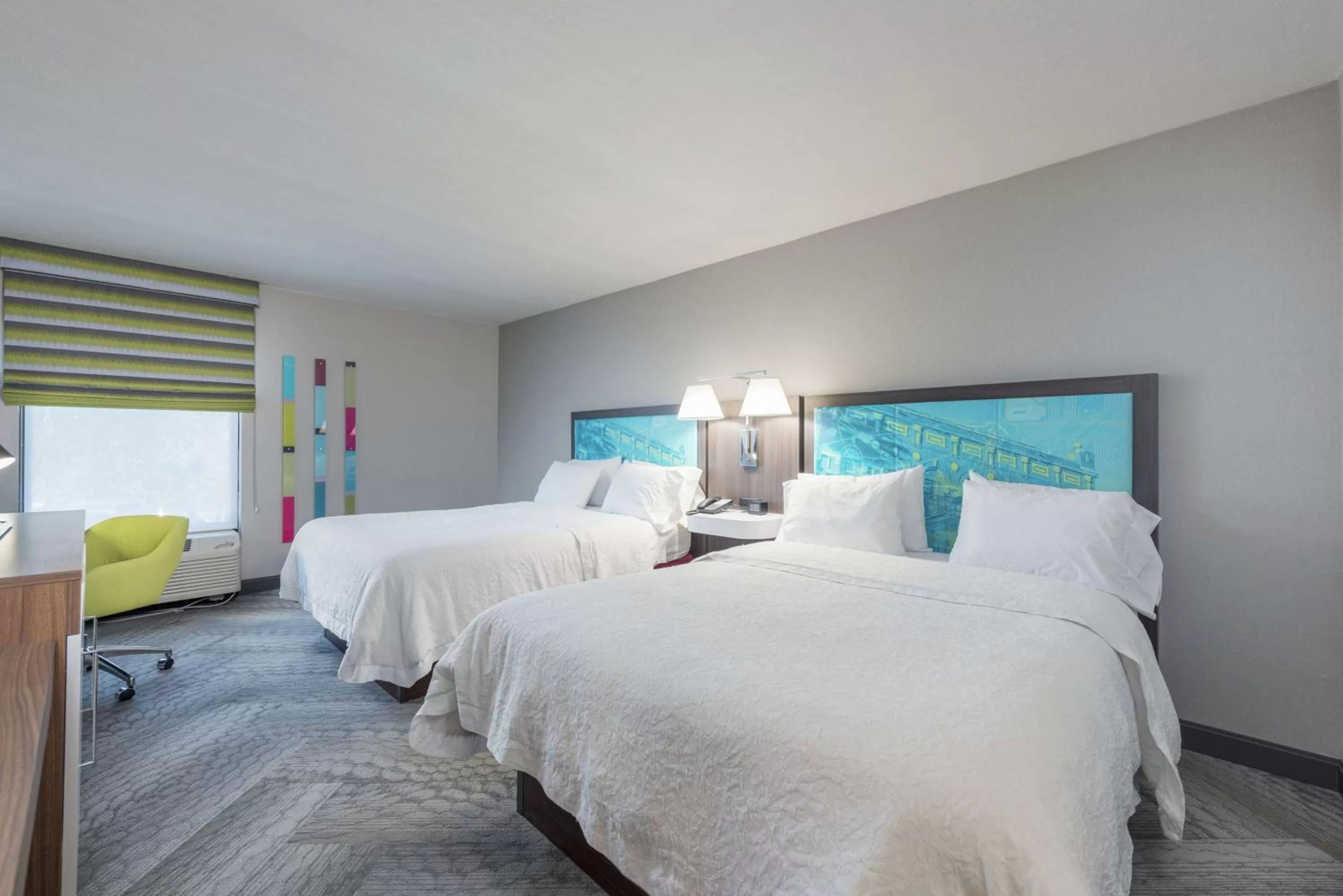 Bedroom, Bed in Hampton Inn Tampa-Veterans Expressway