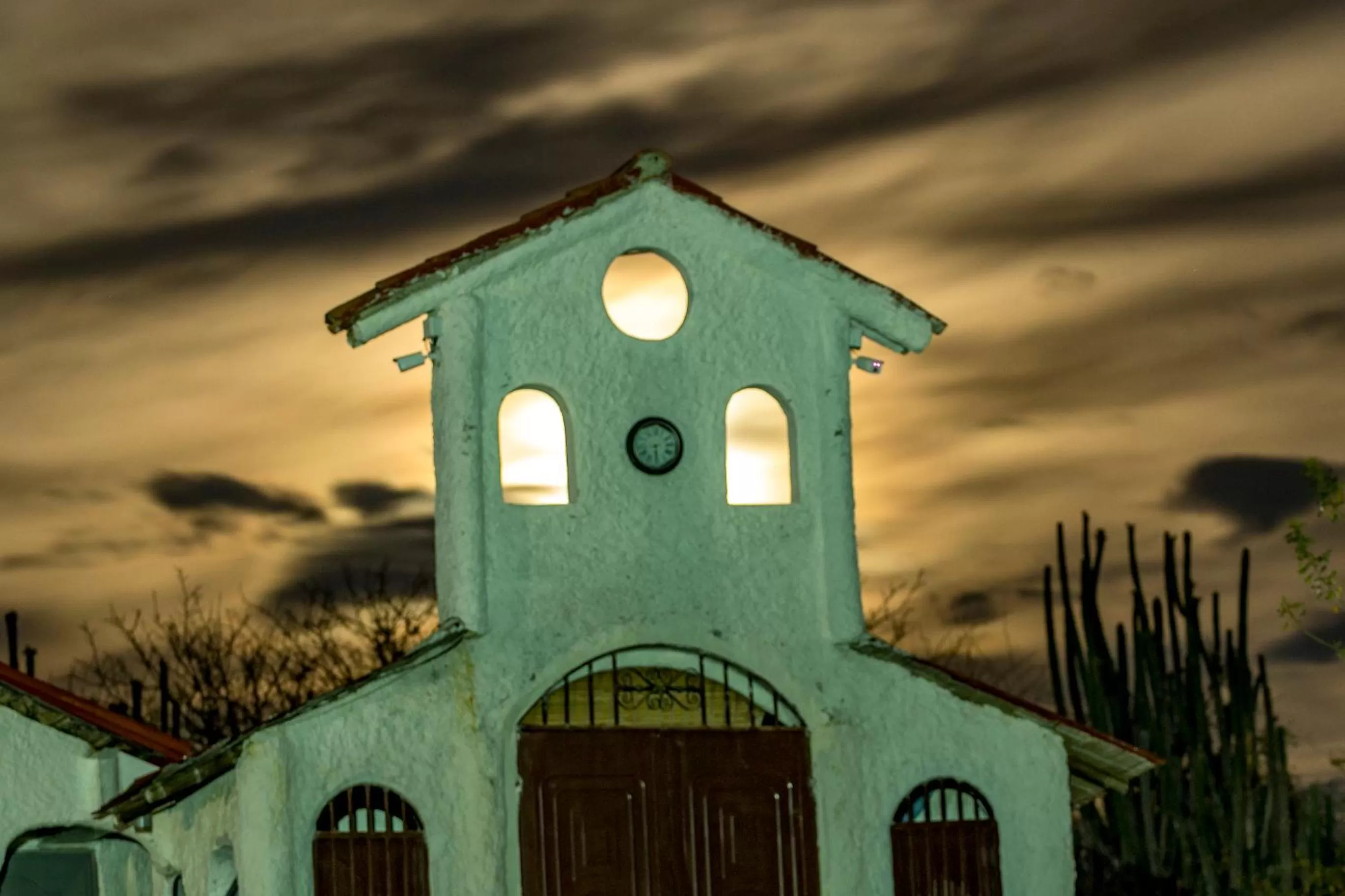 Property Building in El Peñon De Constantino - Tatacoa