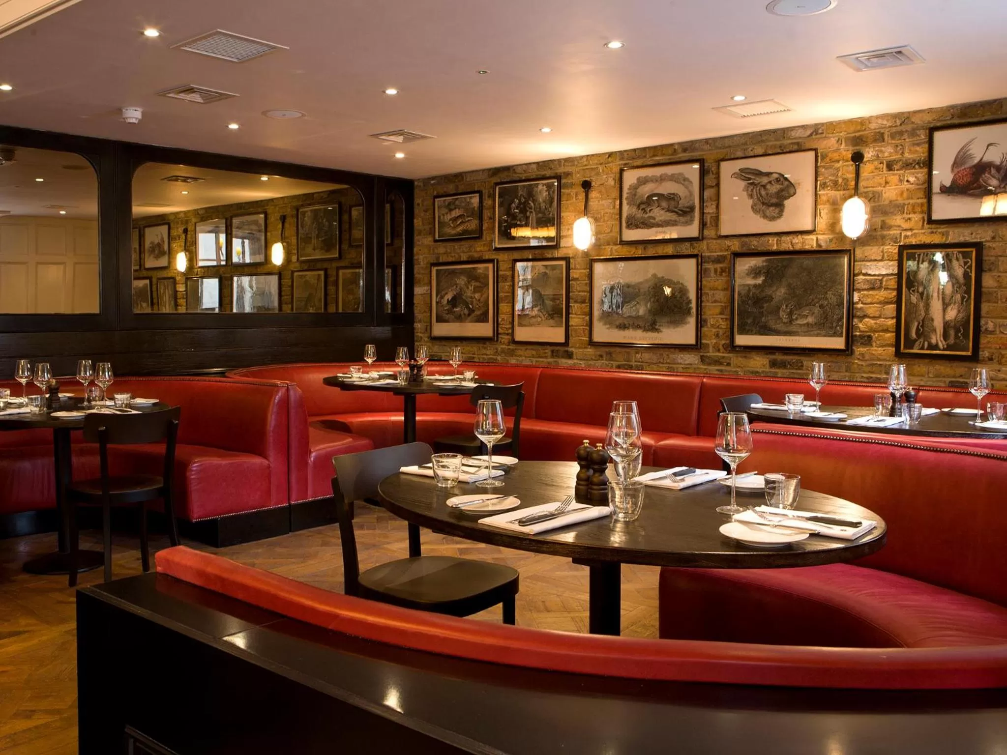 Restaurant/places to eat in Montcalm Brewery, London City