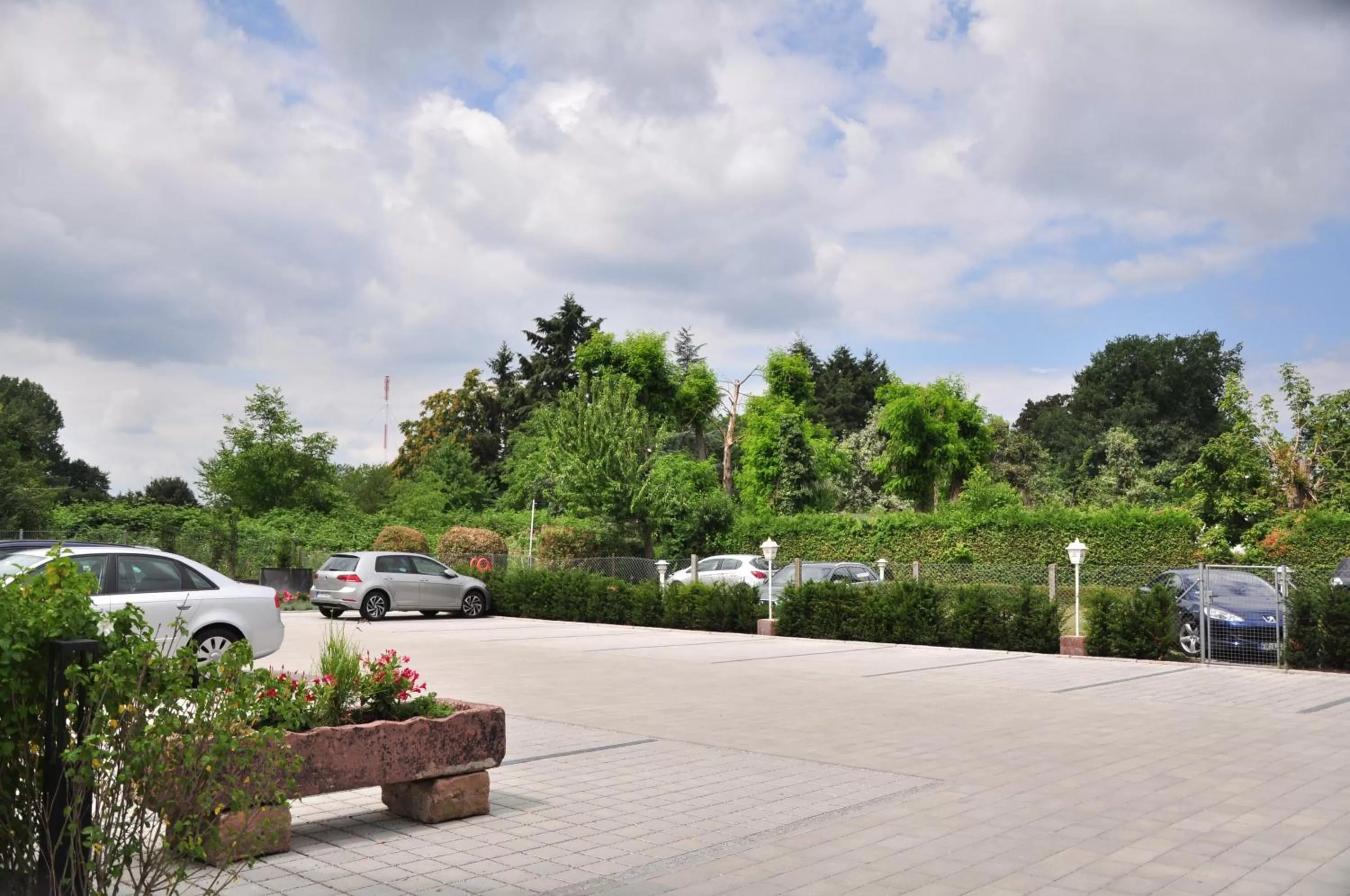 Parking in Hotel-Restaurant Bierhäusle