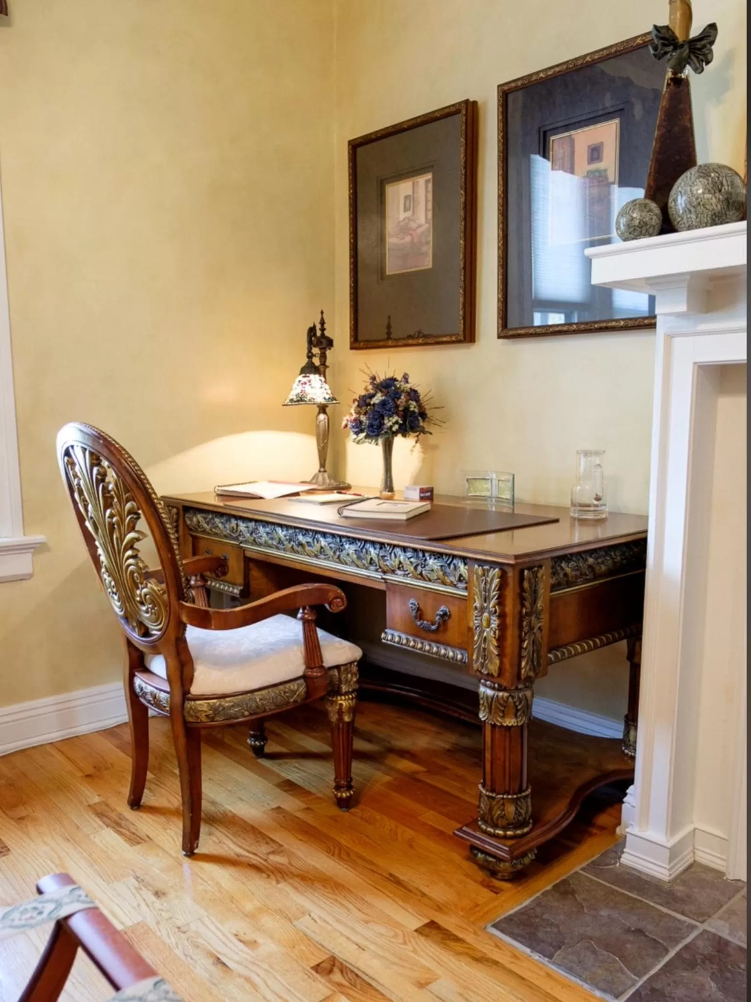 Gaslight Bed & Breakfast