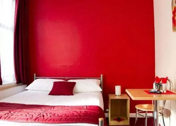 ST NICHOLAS HOTEL ST NICHOLAS HOTEL