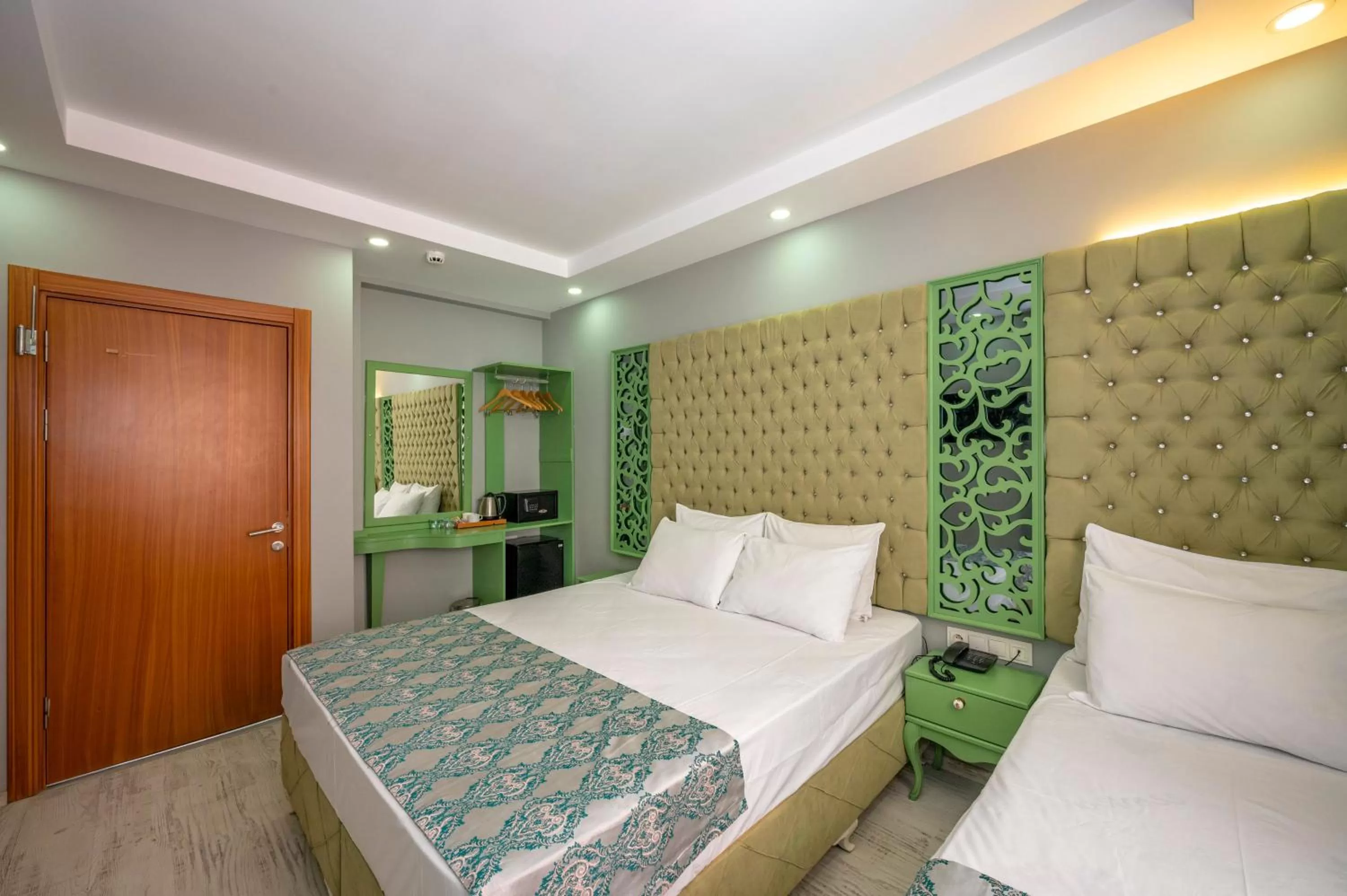 Photo of the whole room, Bed in Green Garden Hotel