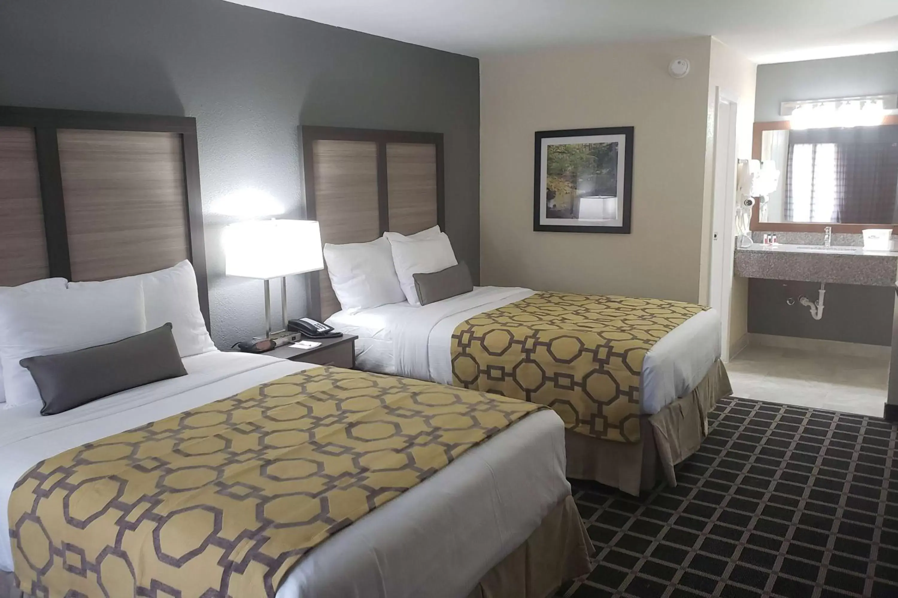 Double Room with Two Double Beds - Mobility Access/Non-Smoking in Baymont by Wyndham Morganton Double Room with Two Double Beds - Mobility Access/Non-Smoking in Baymont by Wyndham Morganton
