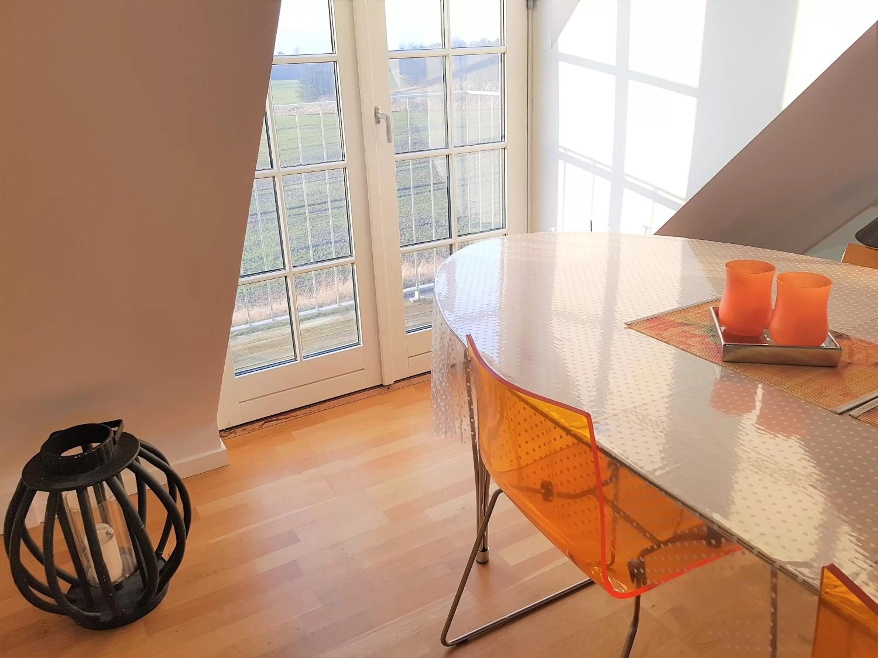 Communal lounge/ TV room, Dining Area in Roskilde B&B