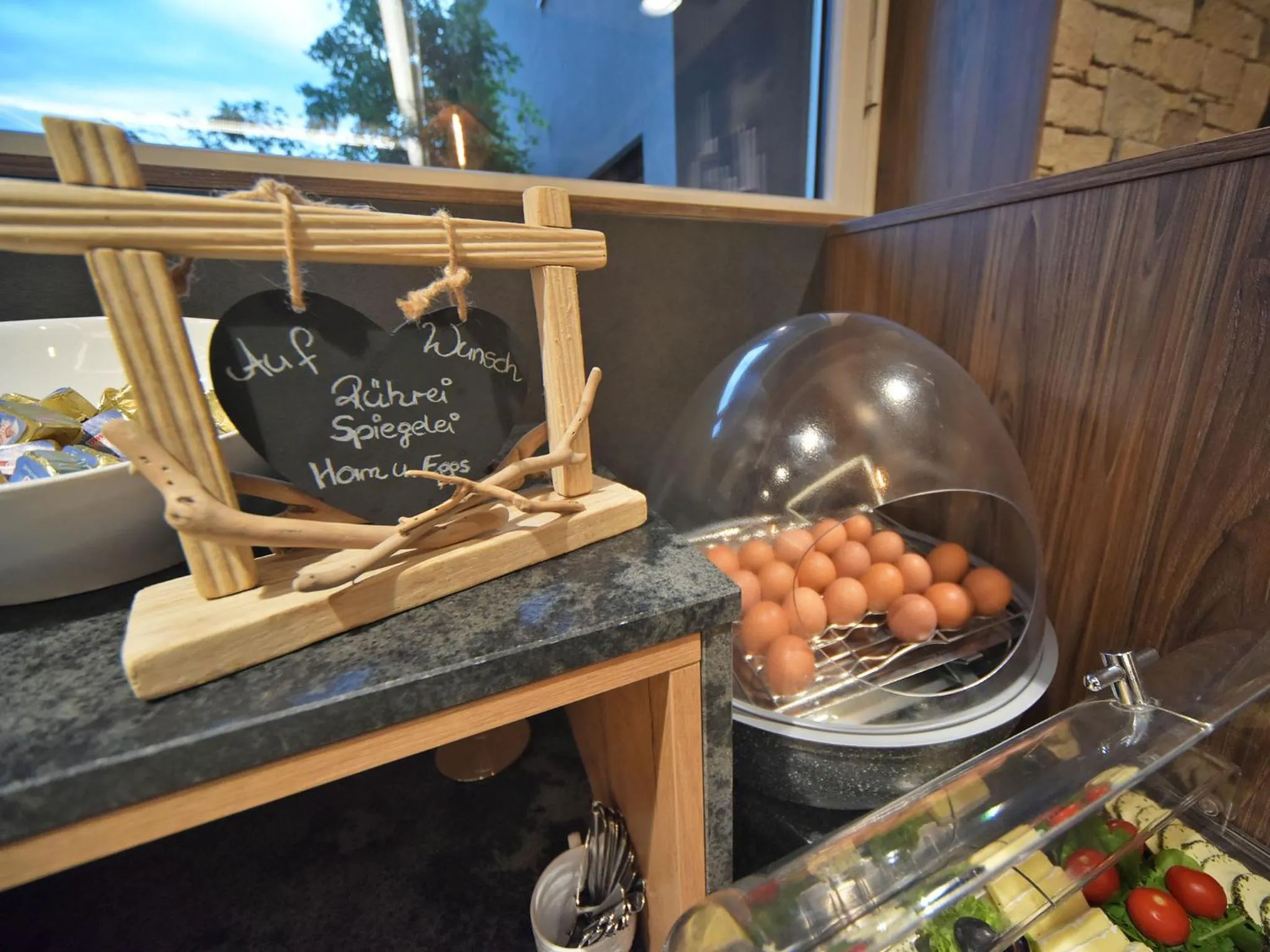 Food and drinks in Hotel Ertl GmbH