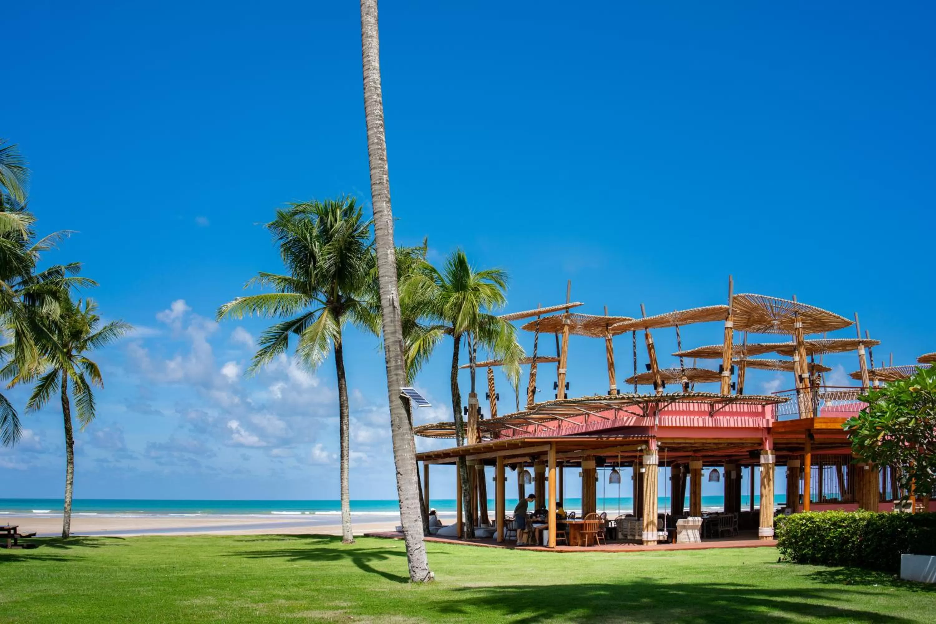 Restaurant/places to eat in Apsara Beachfront Resort & Villa