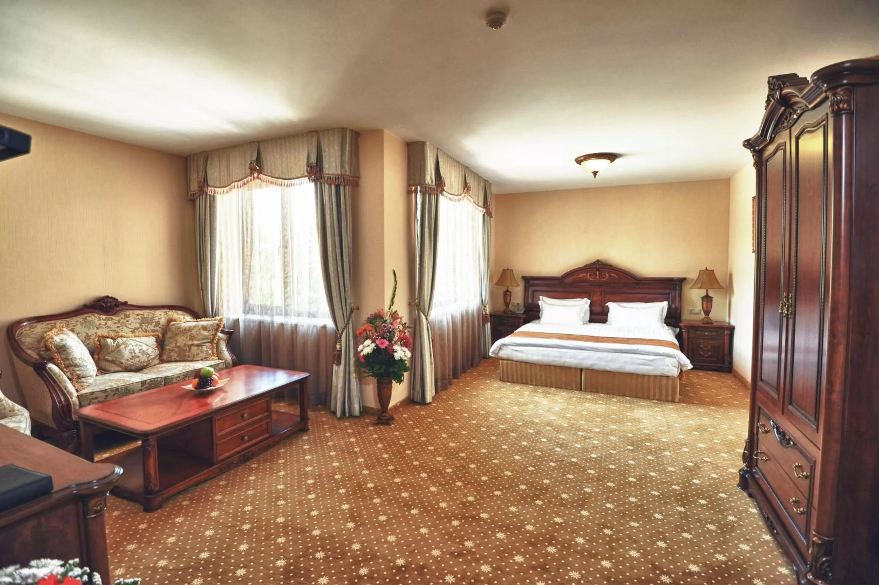 Photo of the whole room, Bed in Park Hotel Stara Zagora