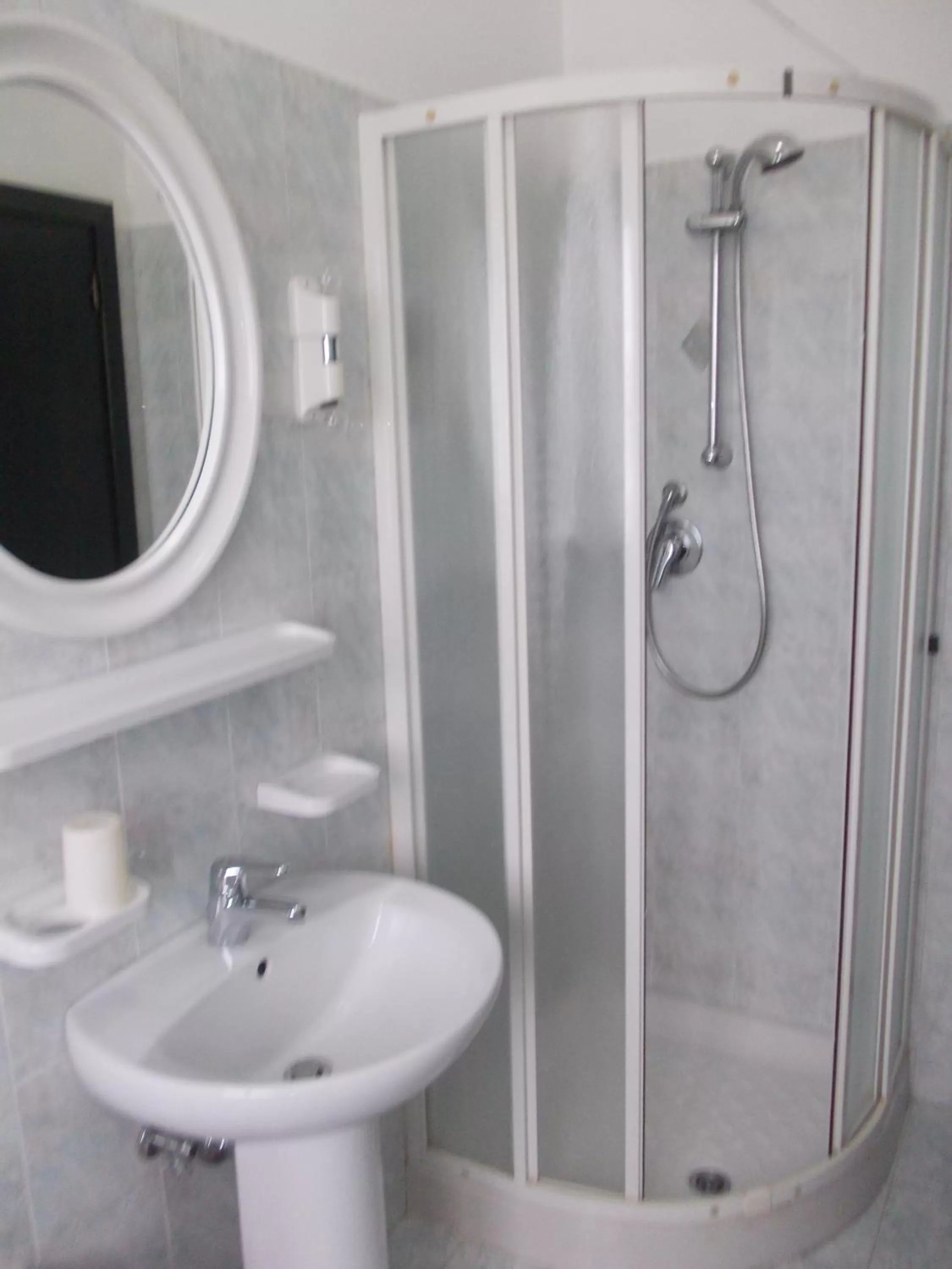 Scacco Rosso via Piave 23