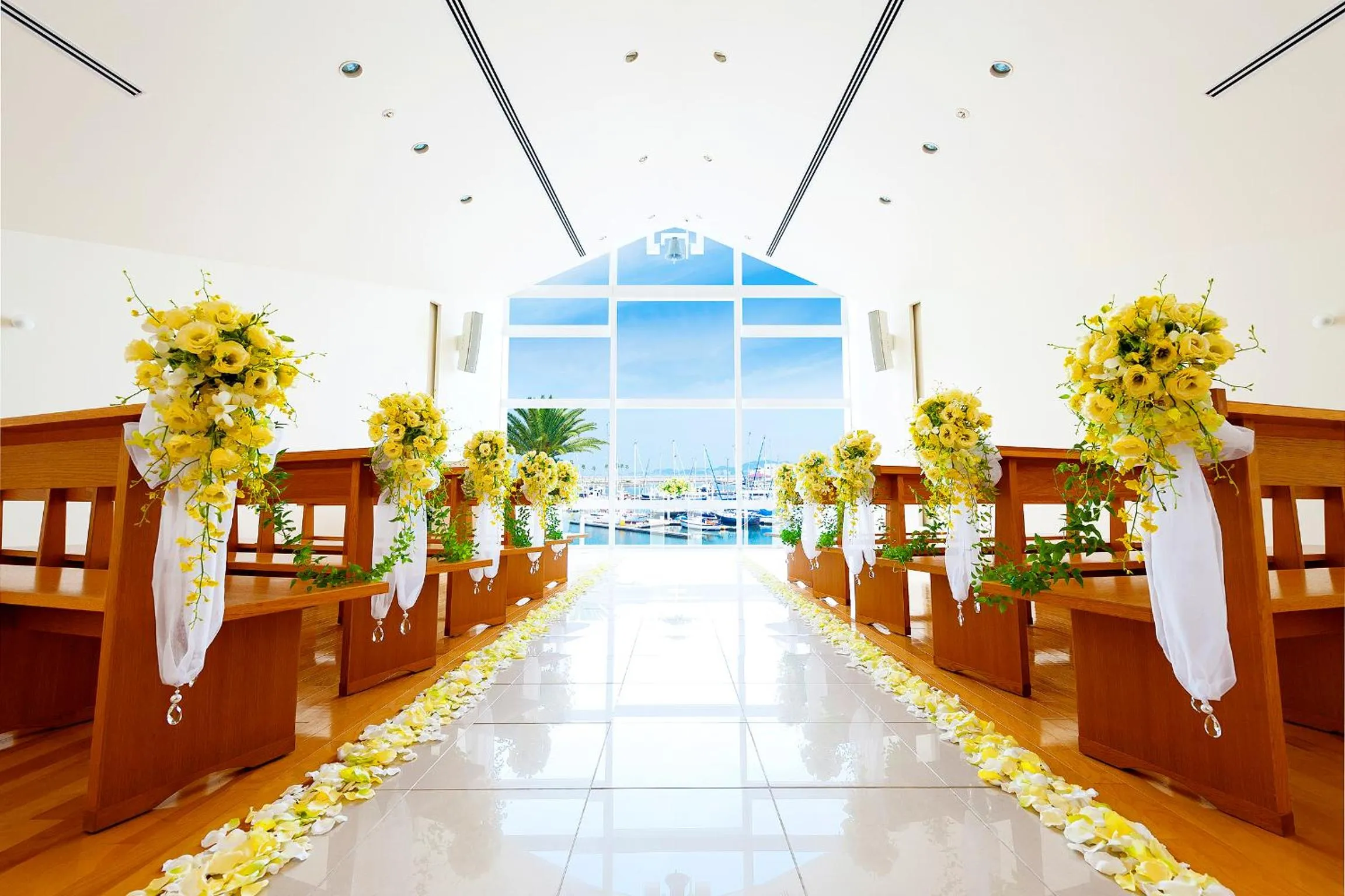 Area and facilities in Wakayama Marina City Hotel