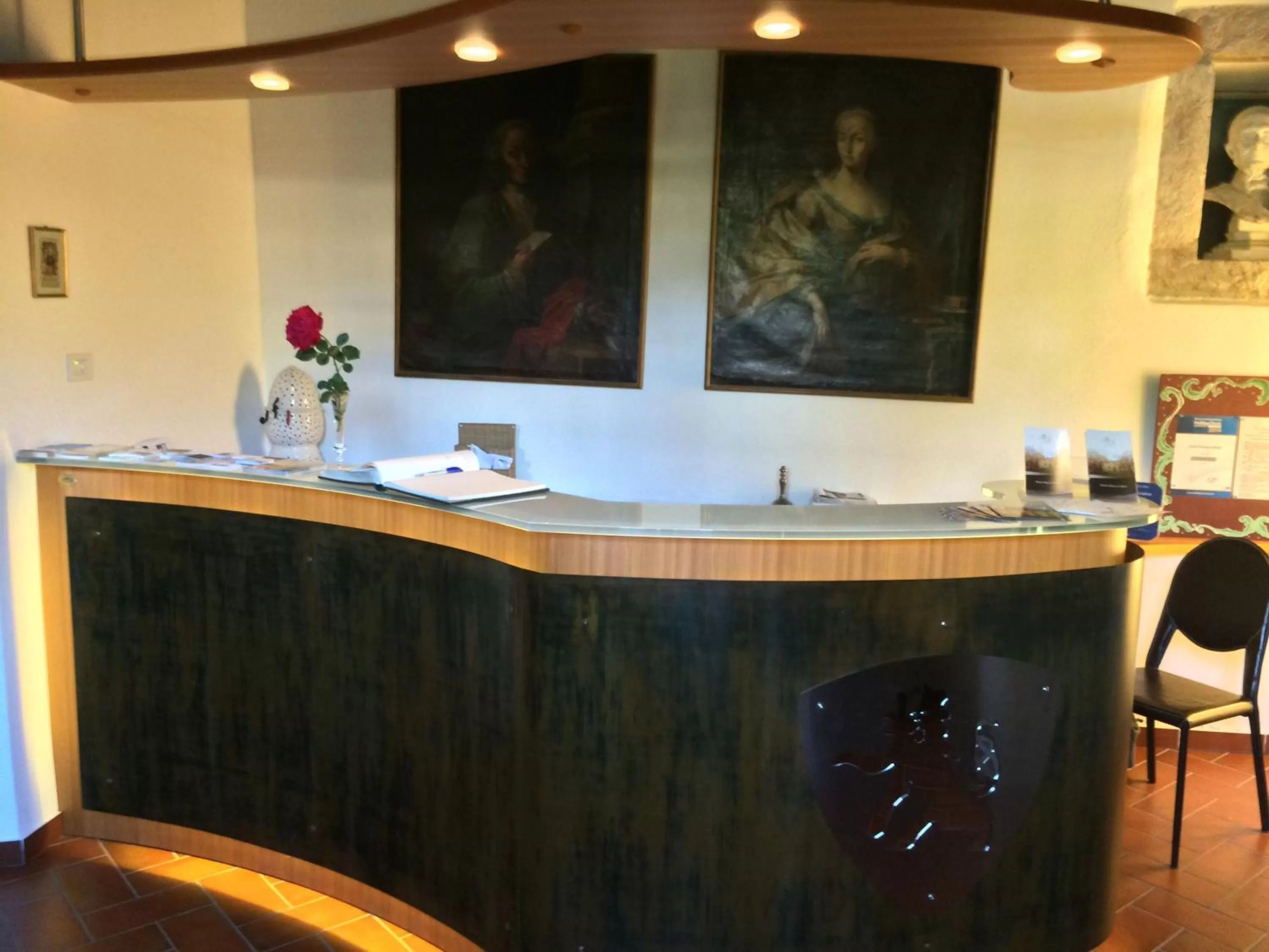 Lobby or reception in Relais Palazzo Lodron