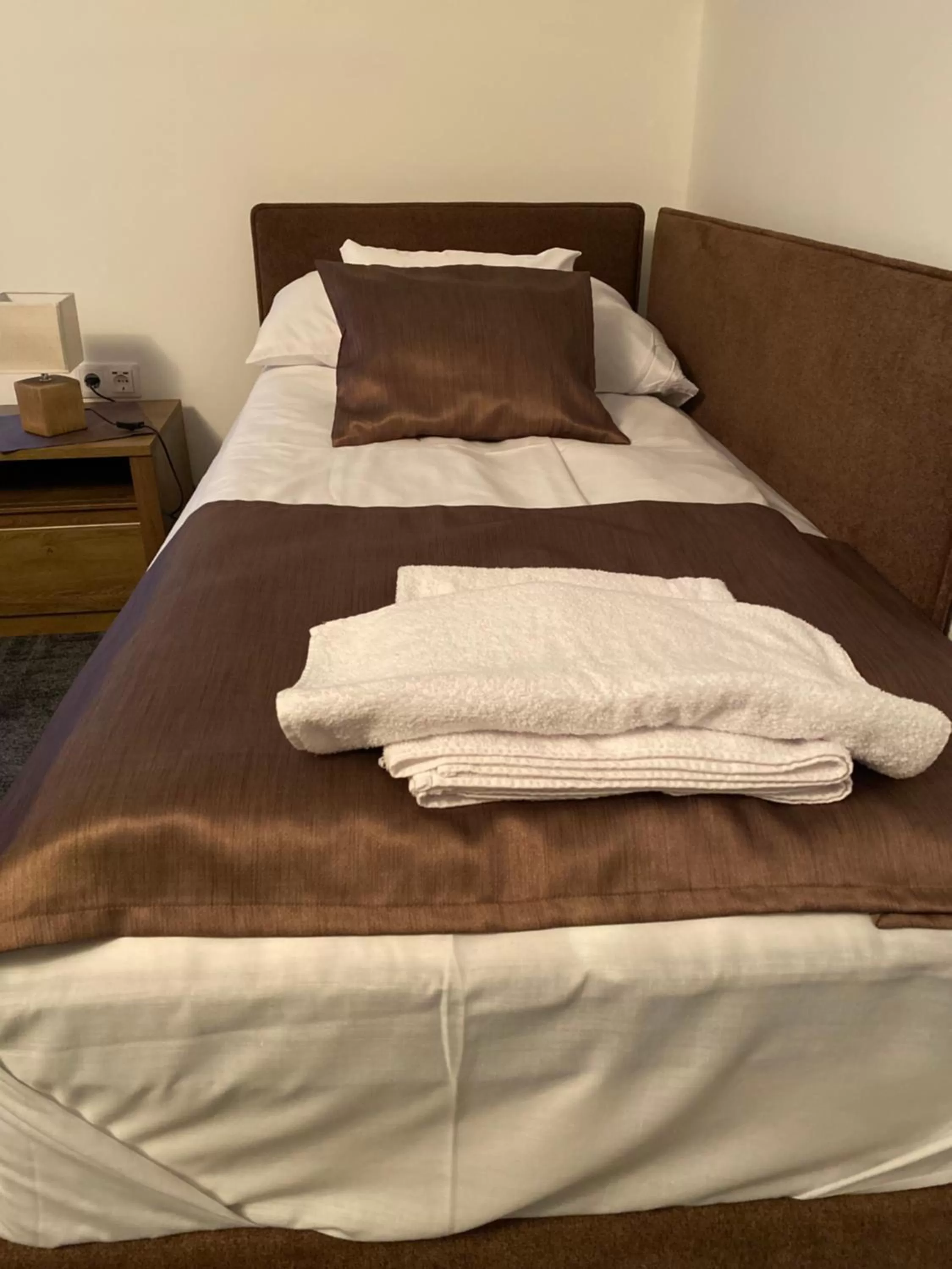 Bedroom, Bed in A Fogadó