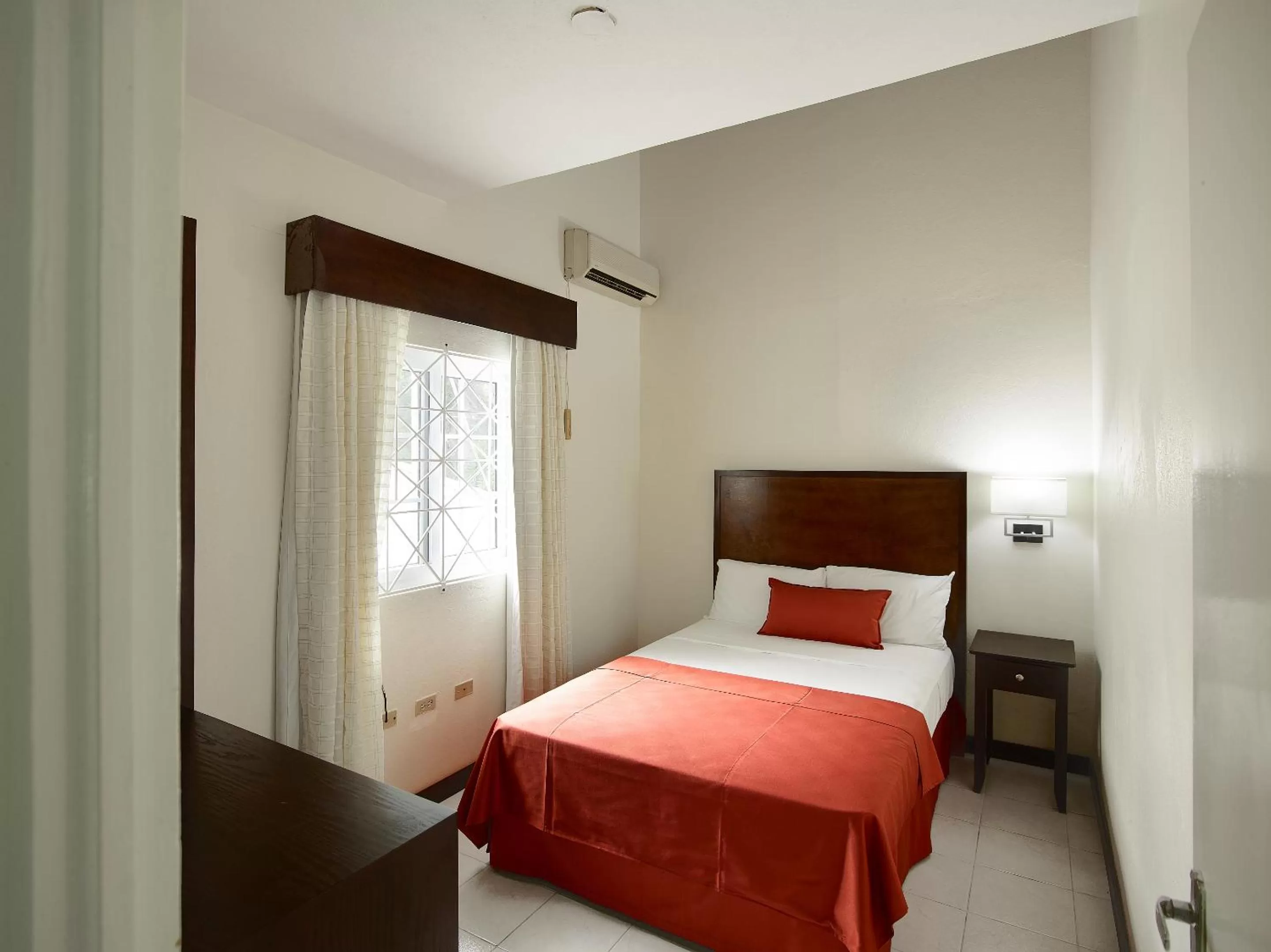 Bed in Shirley Retreat