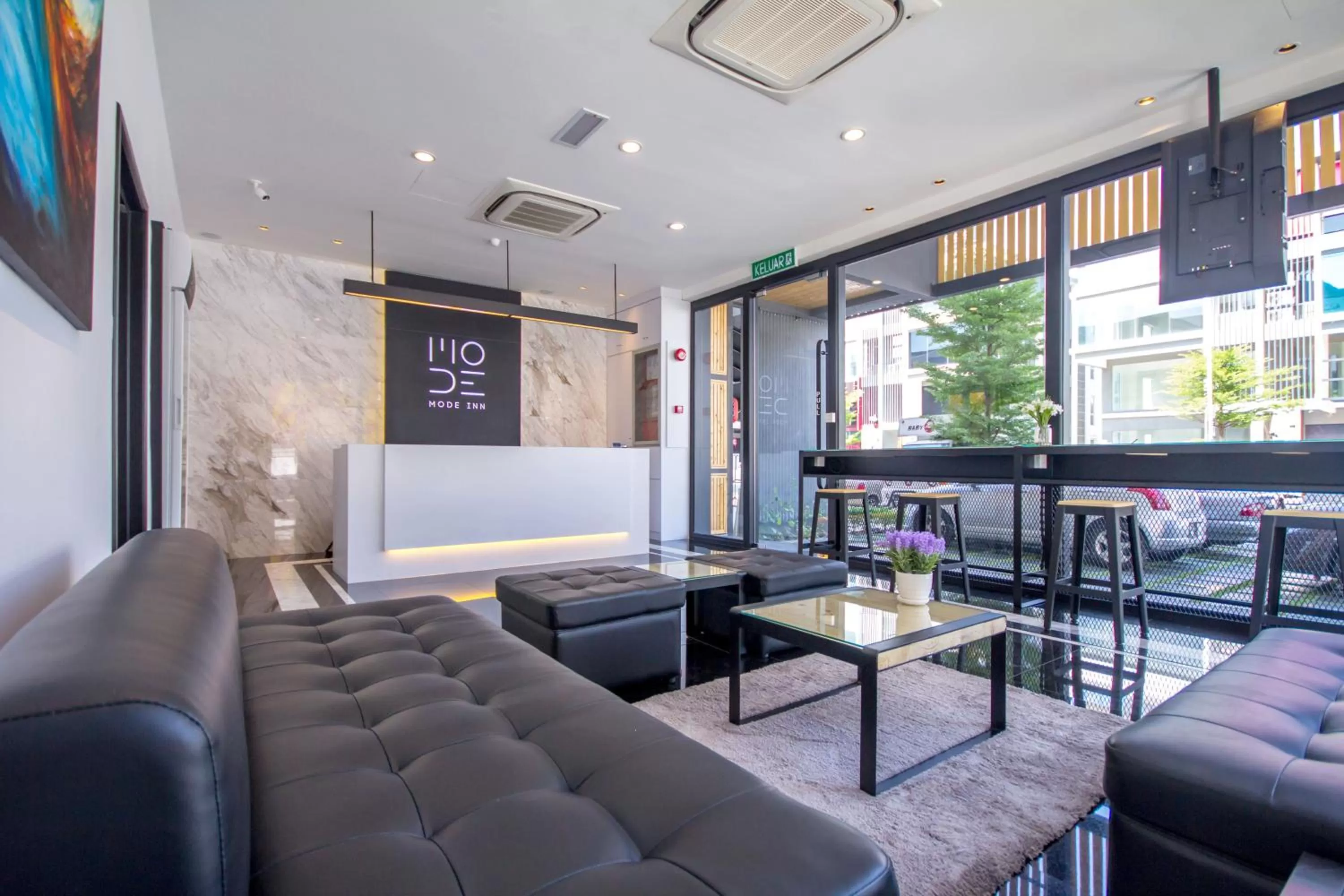 Lobby or reception in Mode Inn Icon City