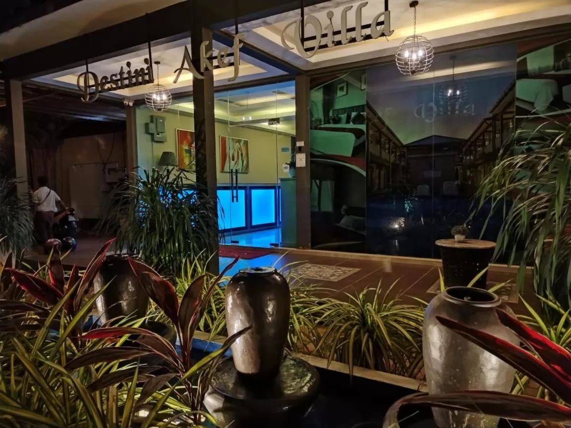 Seating area in Destini Akef Villa