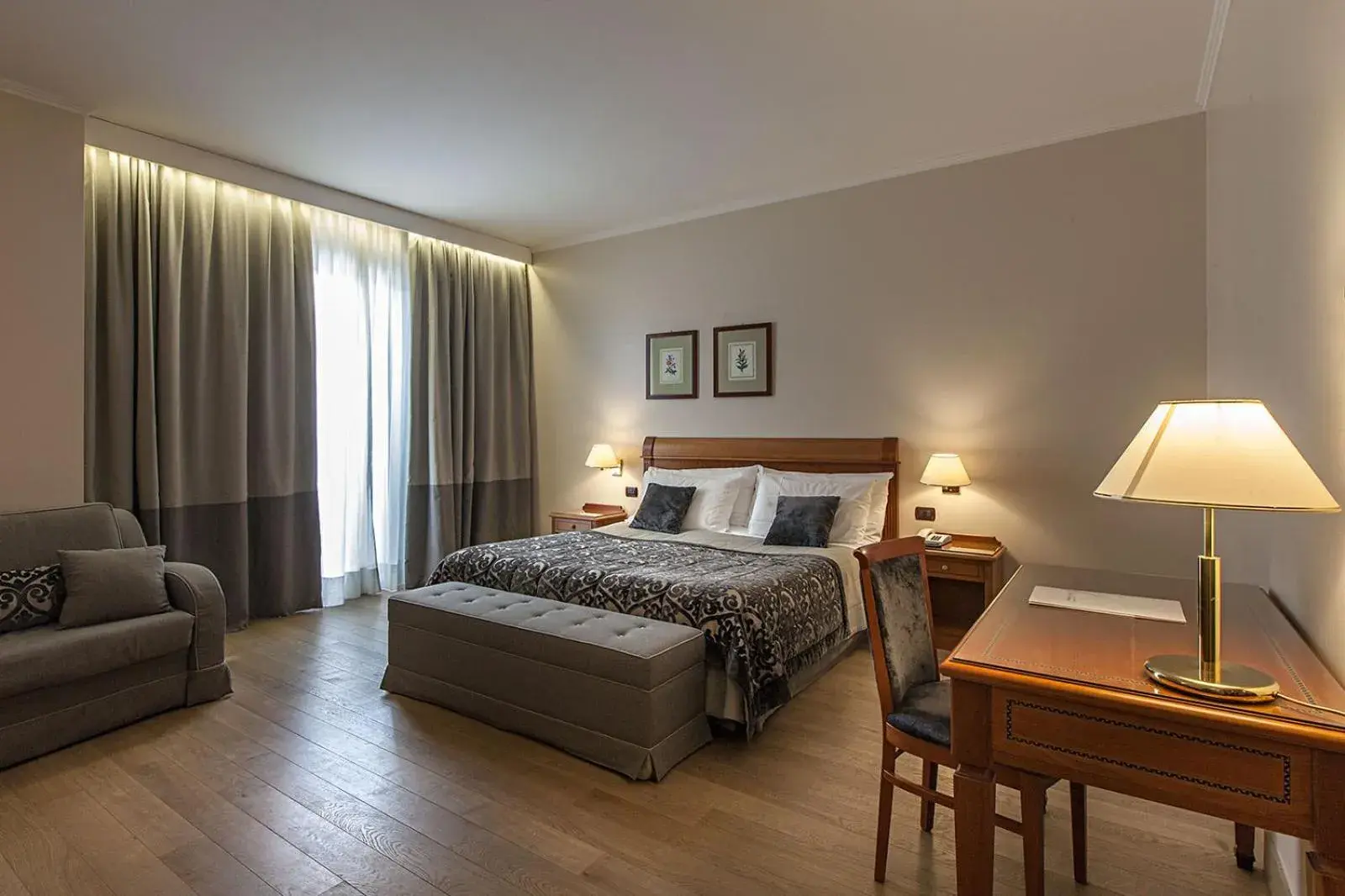 Double Room - single occupancy in Hotel Touring Double Room - single occupancy in Hotel Touring