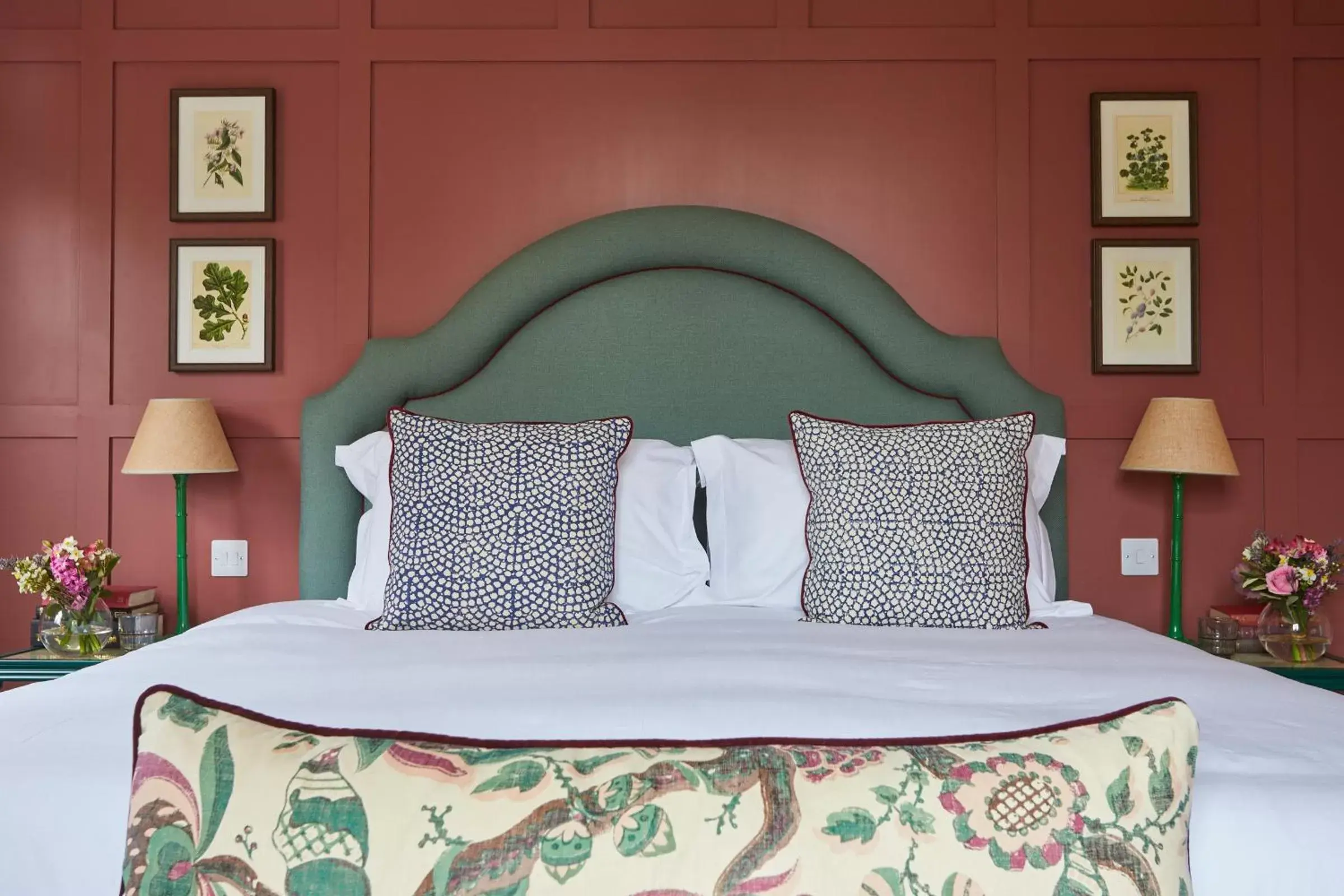 Culture with Balcony in The Retreat, Elcot Park Culture with Balcony in The Retreat, Elcot Park