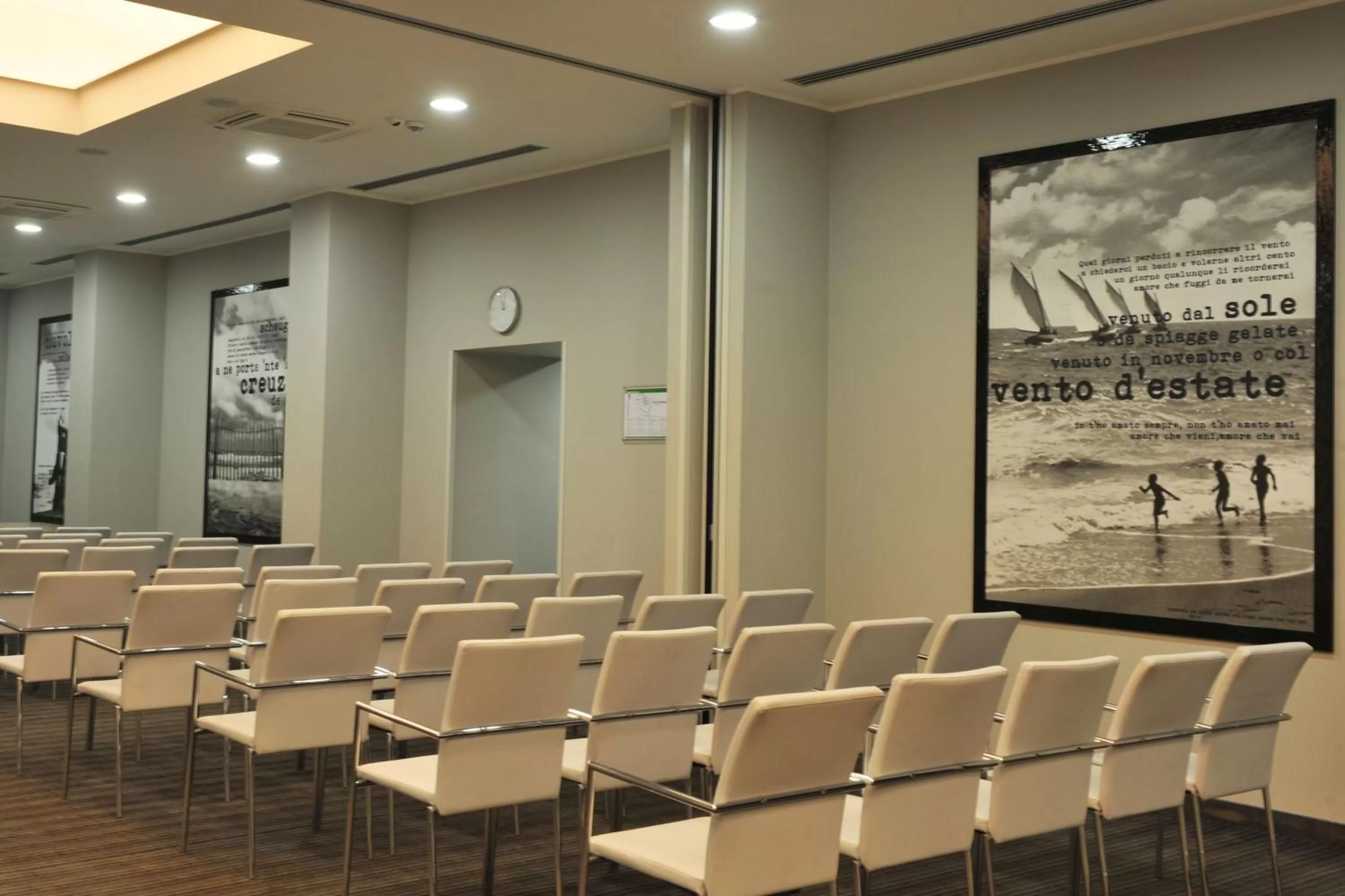 Meeting/conference room in Holiday Inn Genoa City by IHG