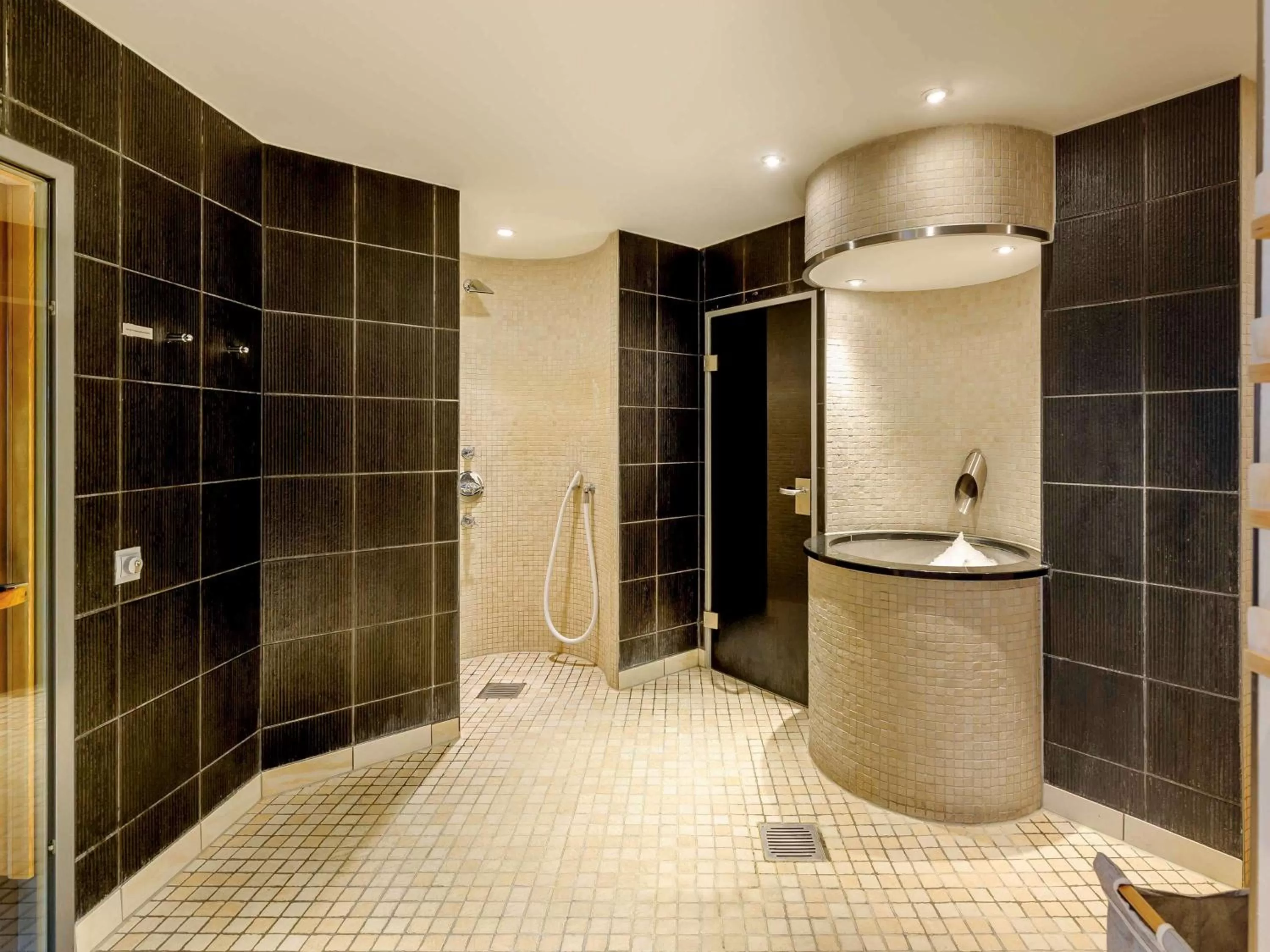 On site in Novotel Berlin Am Tiergarten