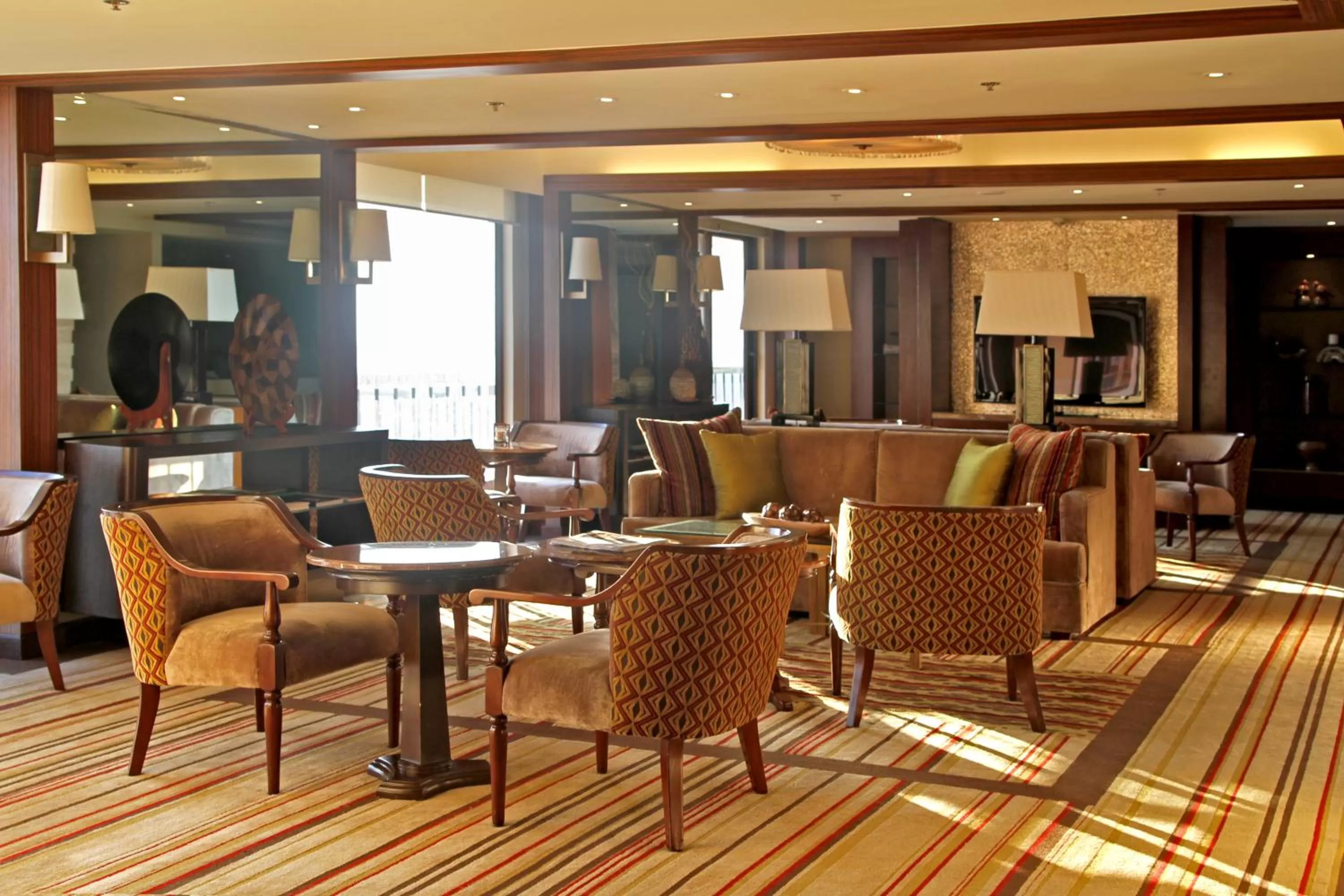 Lounge or bar in The Manila Hotel