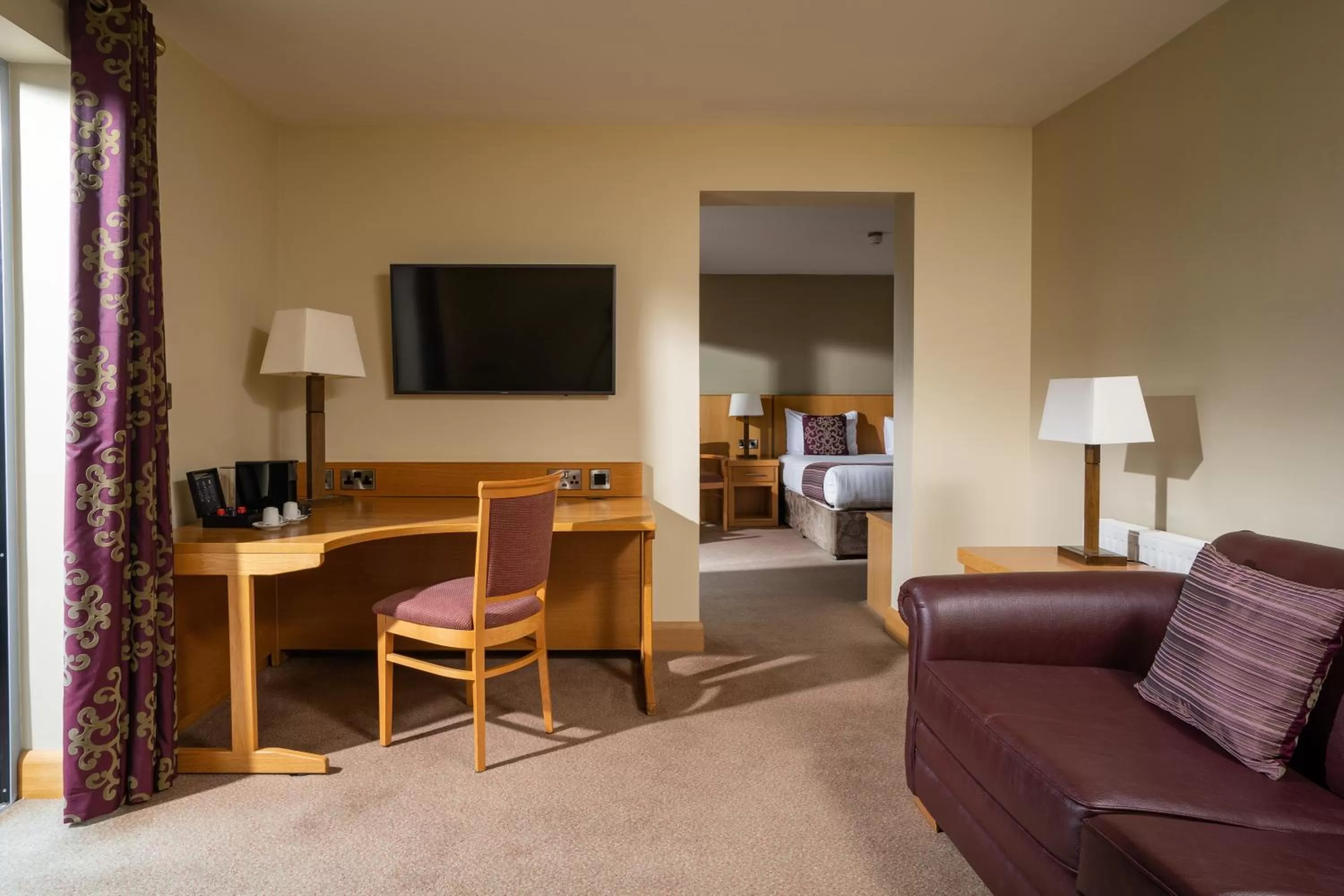 Living room in Belmore Court & Motel