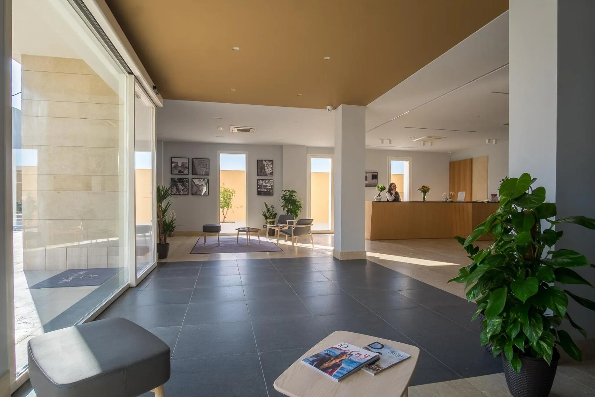 Lobby or reception in Netum Hotel