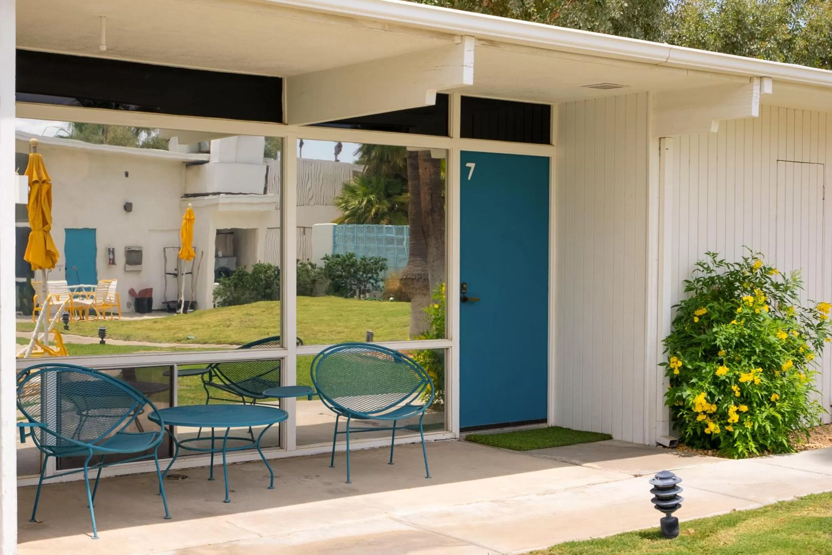 The Monkey Tree Hotel by AvantStay