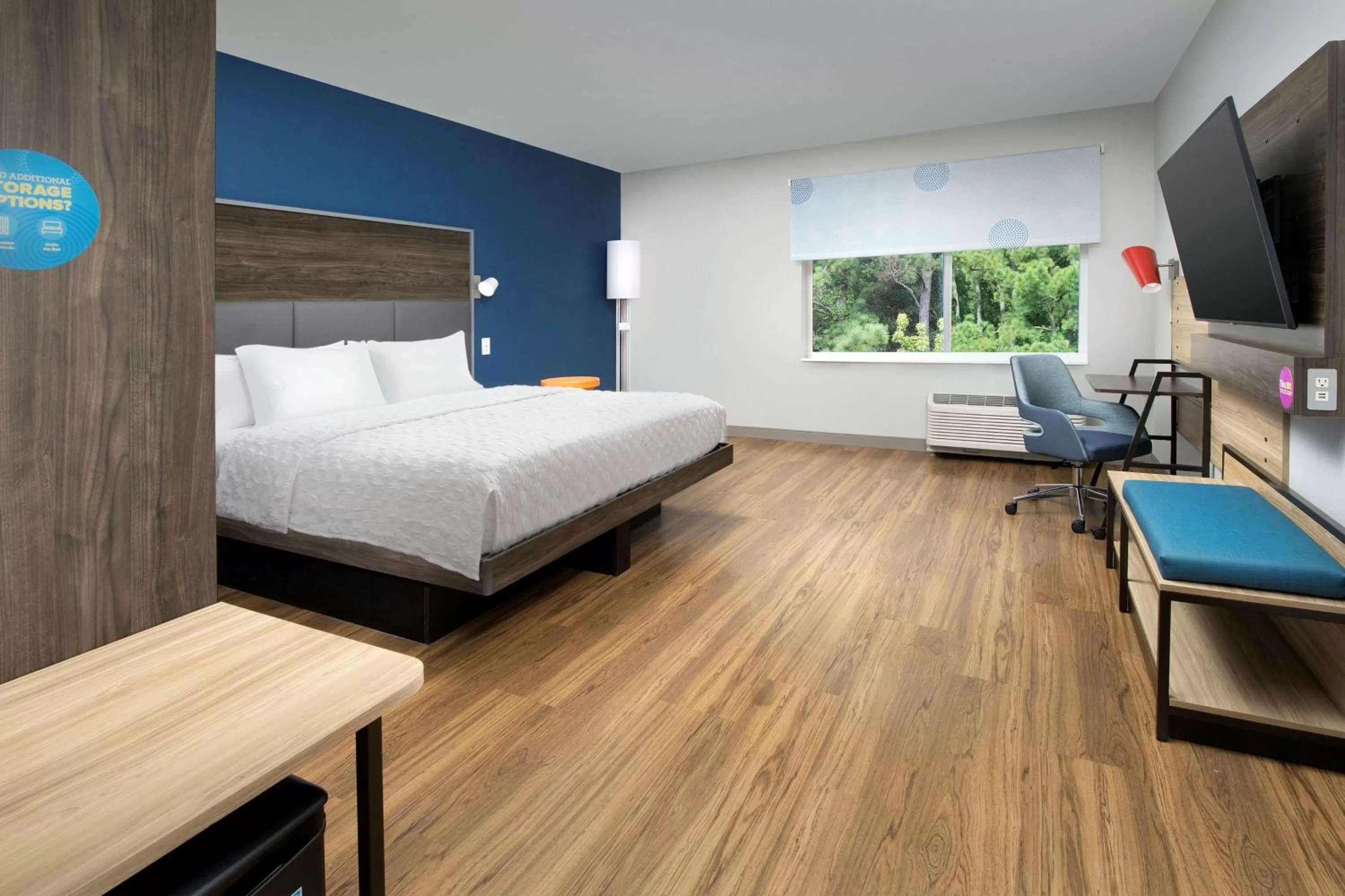 Bedroom, Bed in Tru By Hilton Charleston Ashley Phosphate, Sc