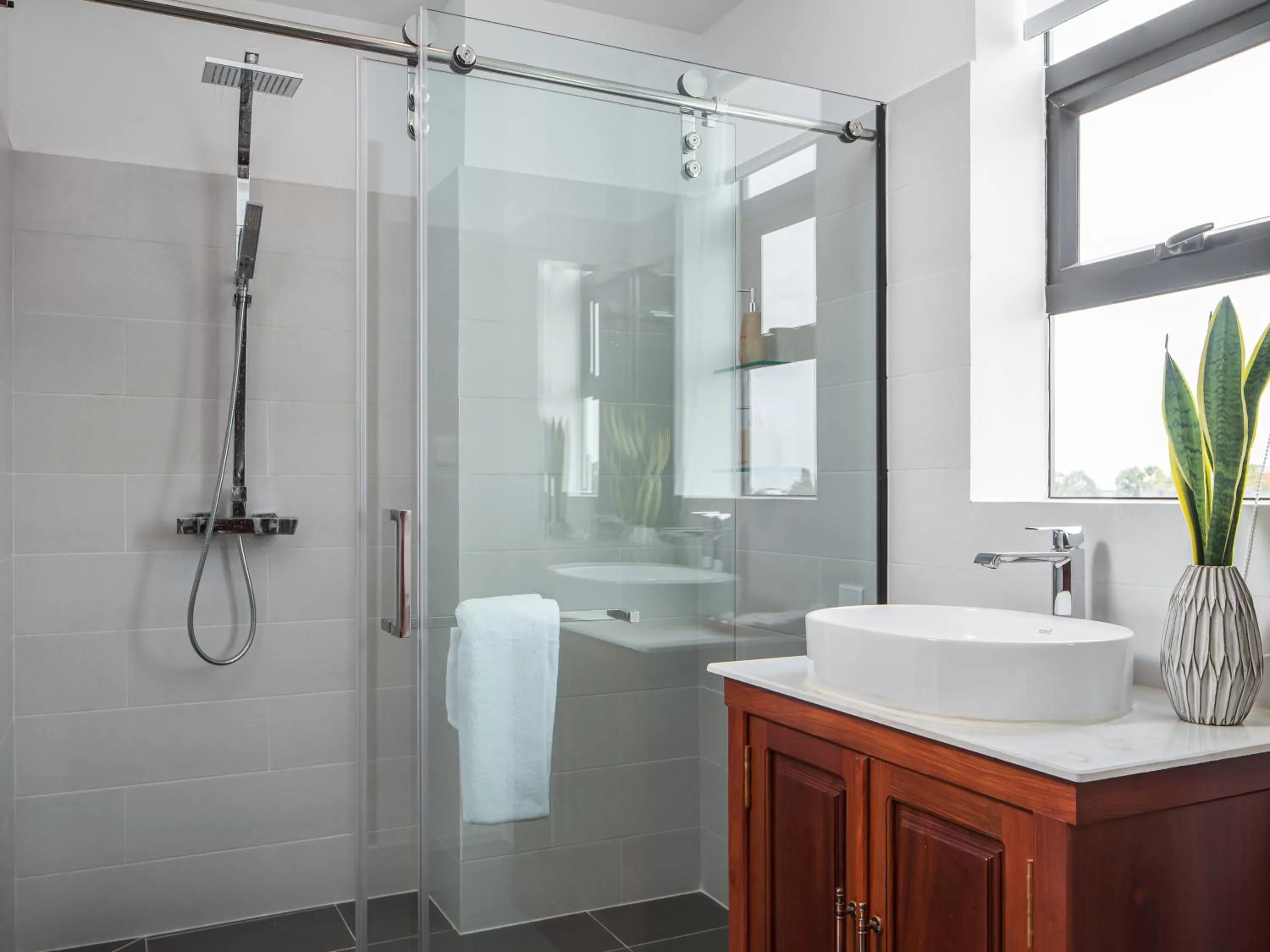 Bathroom in Homewood Hotel