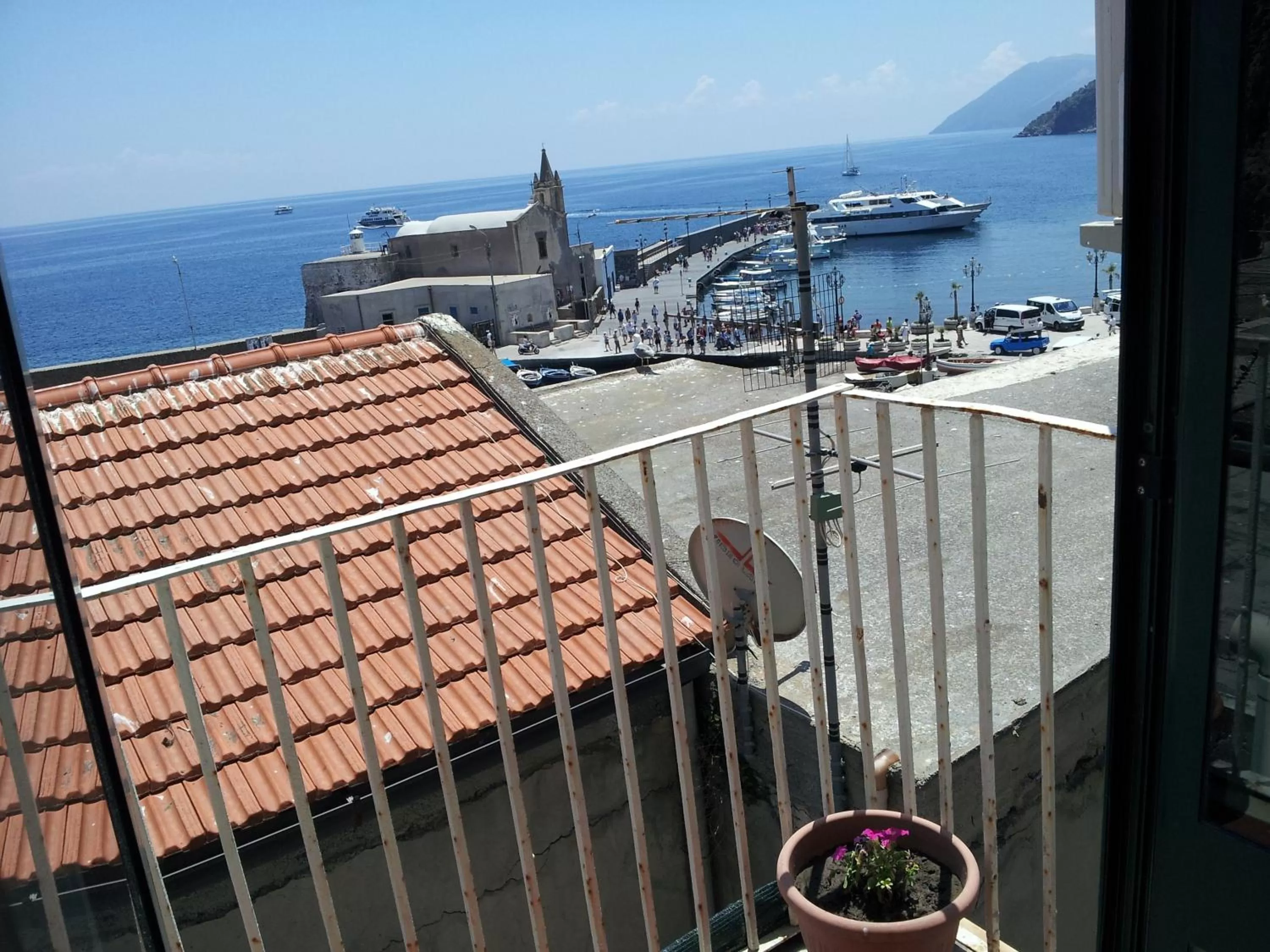 Day, Sea View in B&B Ventura