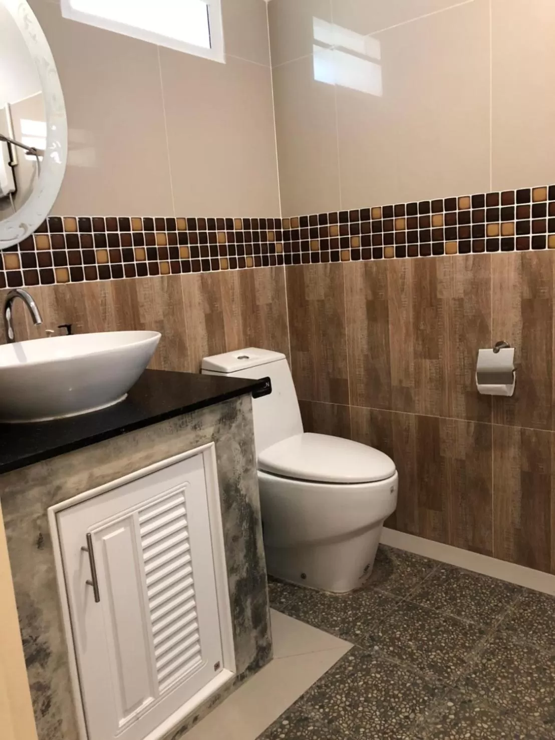 Bathroom in Ao Thong beach Bungalows