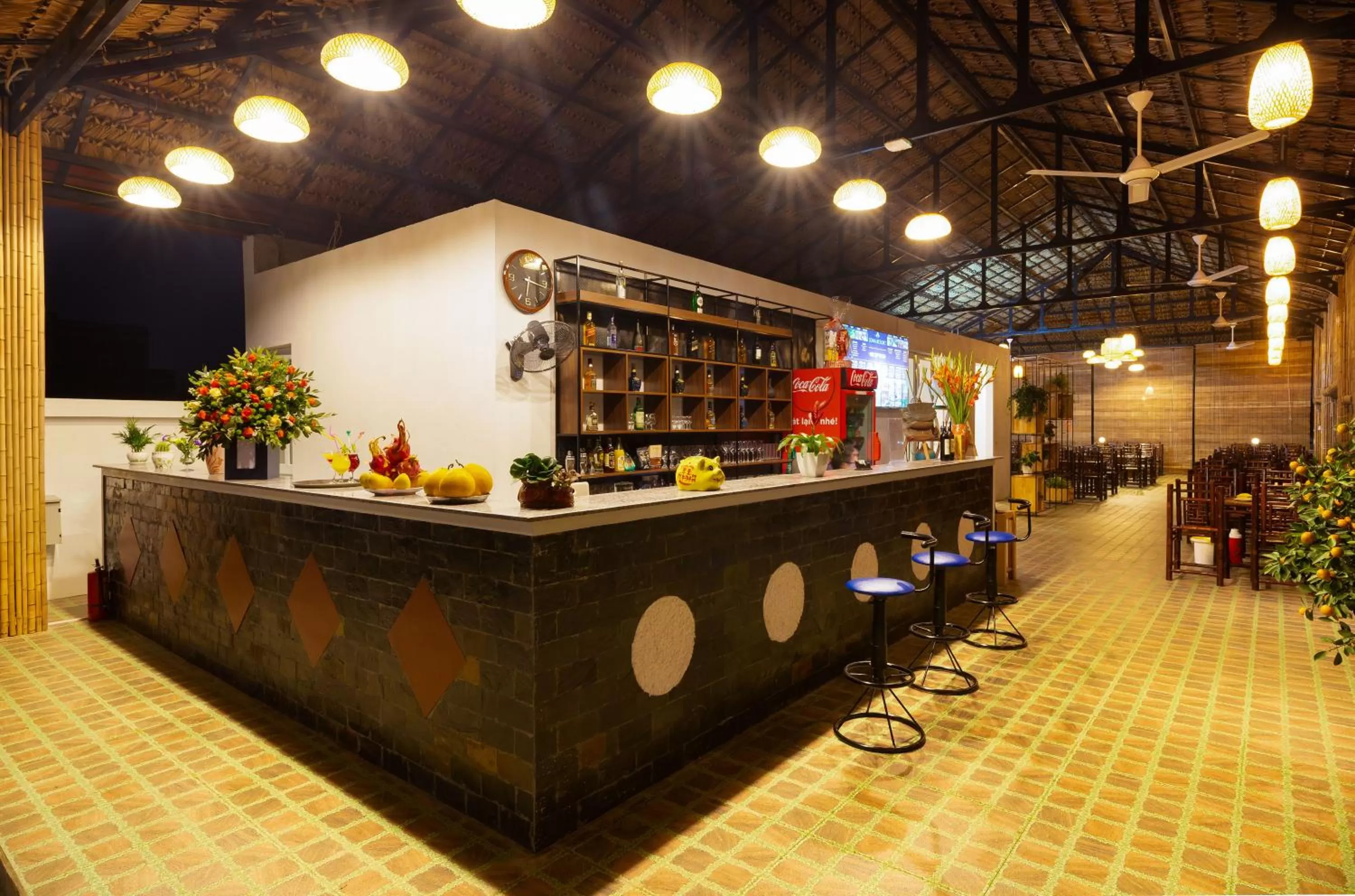 Restaurant/places to eat in SoNa Resort