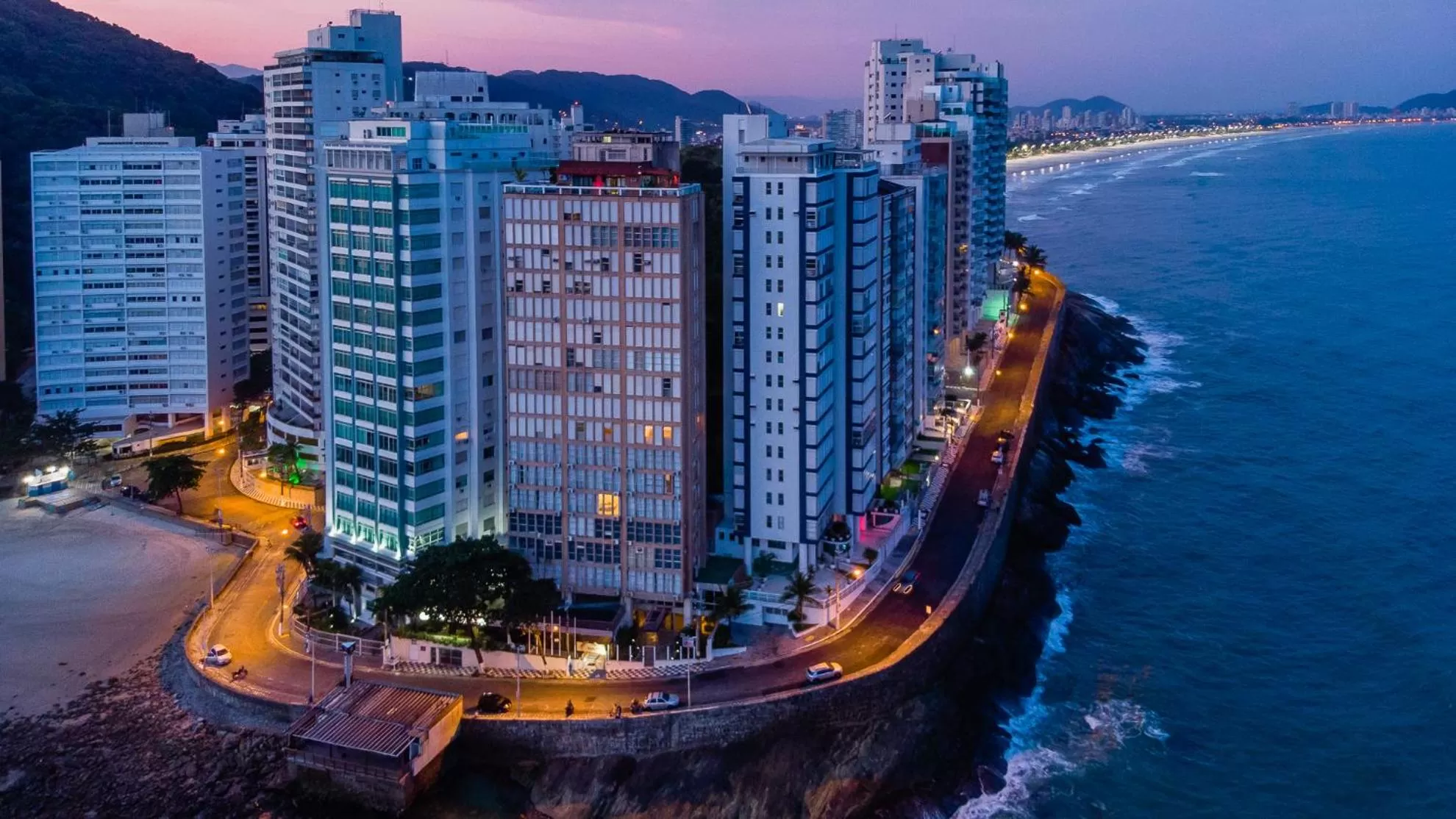 City view in Grand Hotel Guarujá - A sua Melhor Experiência na Praia!