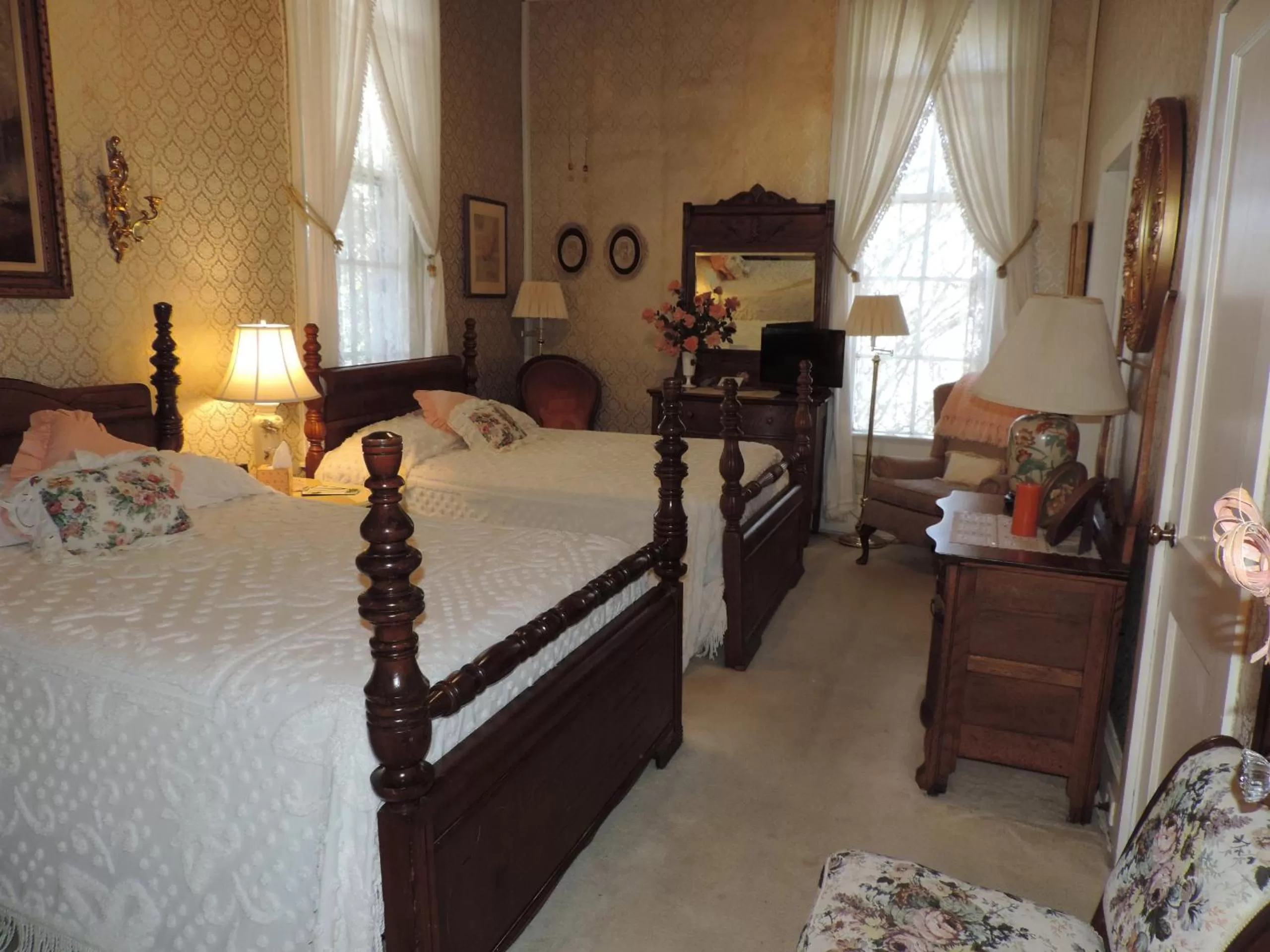 Quadruple Room in Franklin Terrace Bed and Breakfast