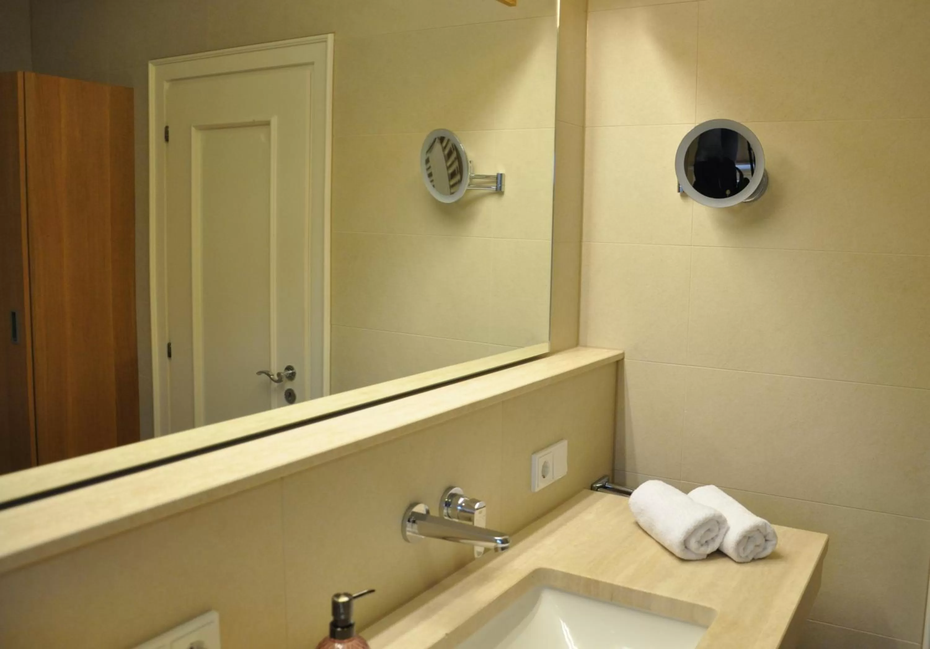 Bathroom in Meinsbur Boutique Hotel