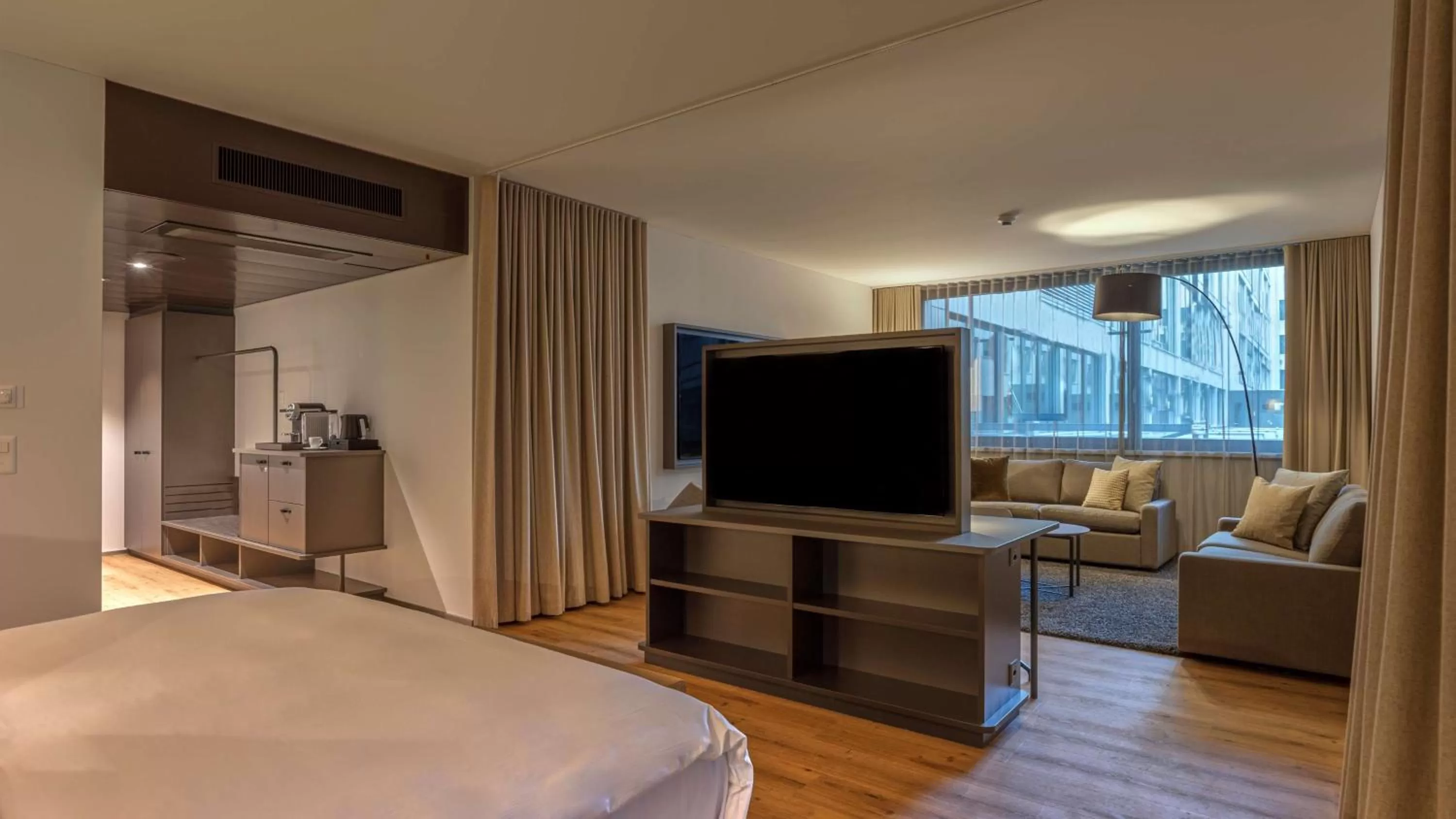 Photo of the whole room, Bed in Radisson Blu Hotel, Lucerne