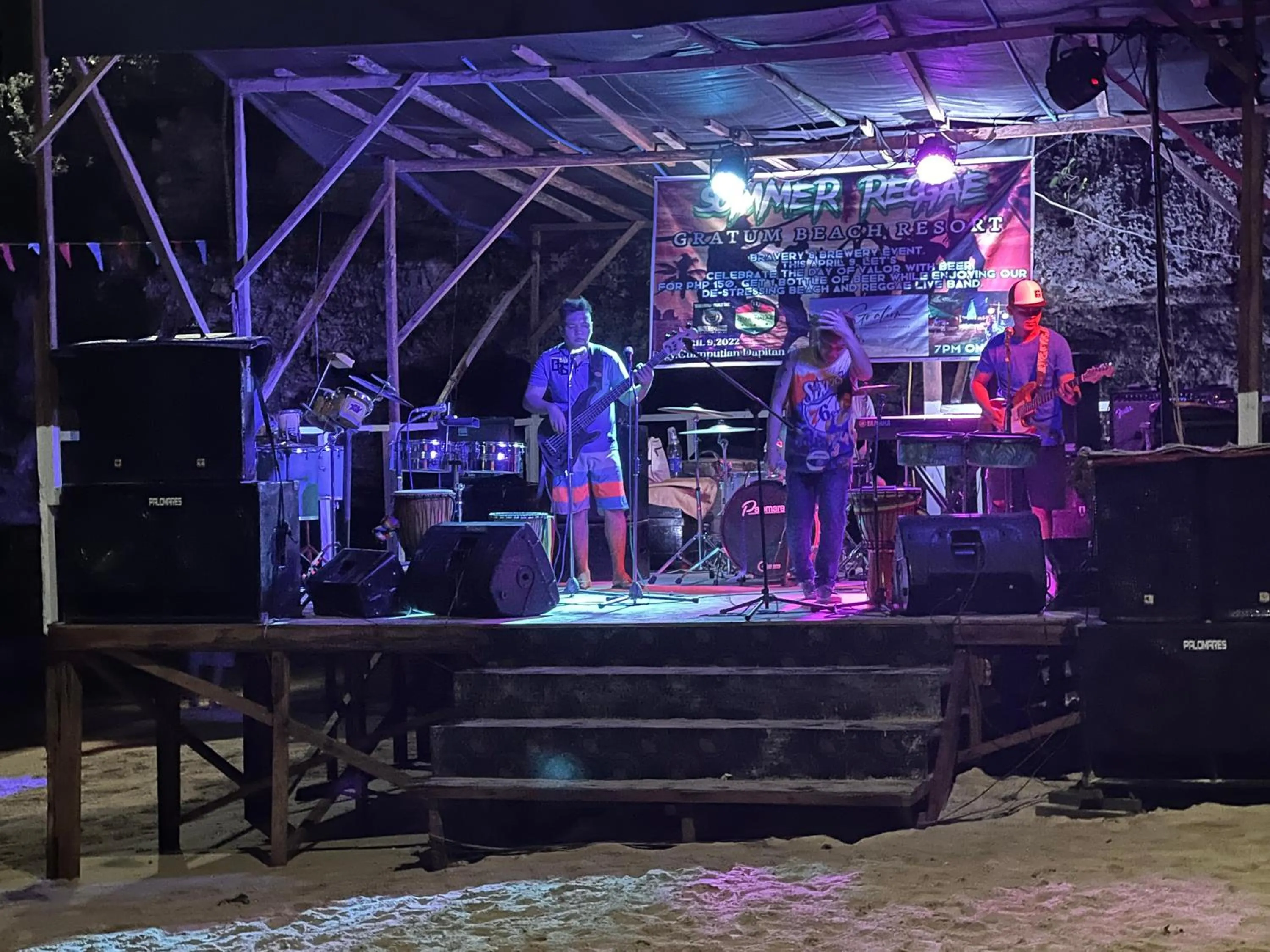 Entertainment in Gratum Beach Resort