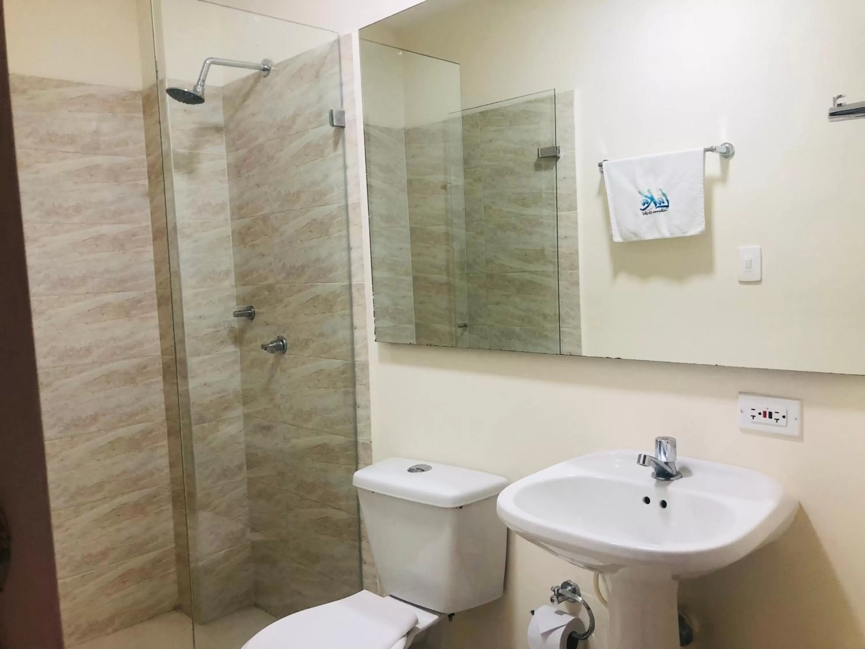 Bathroom in Luka Cartagena Hotel