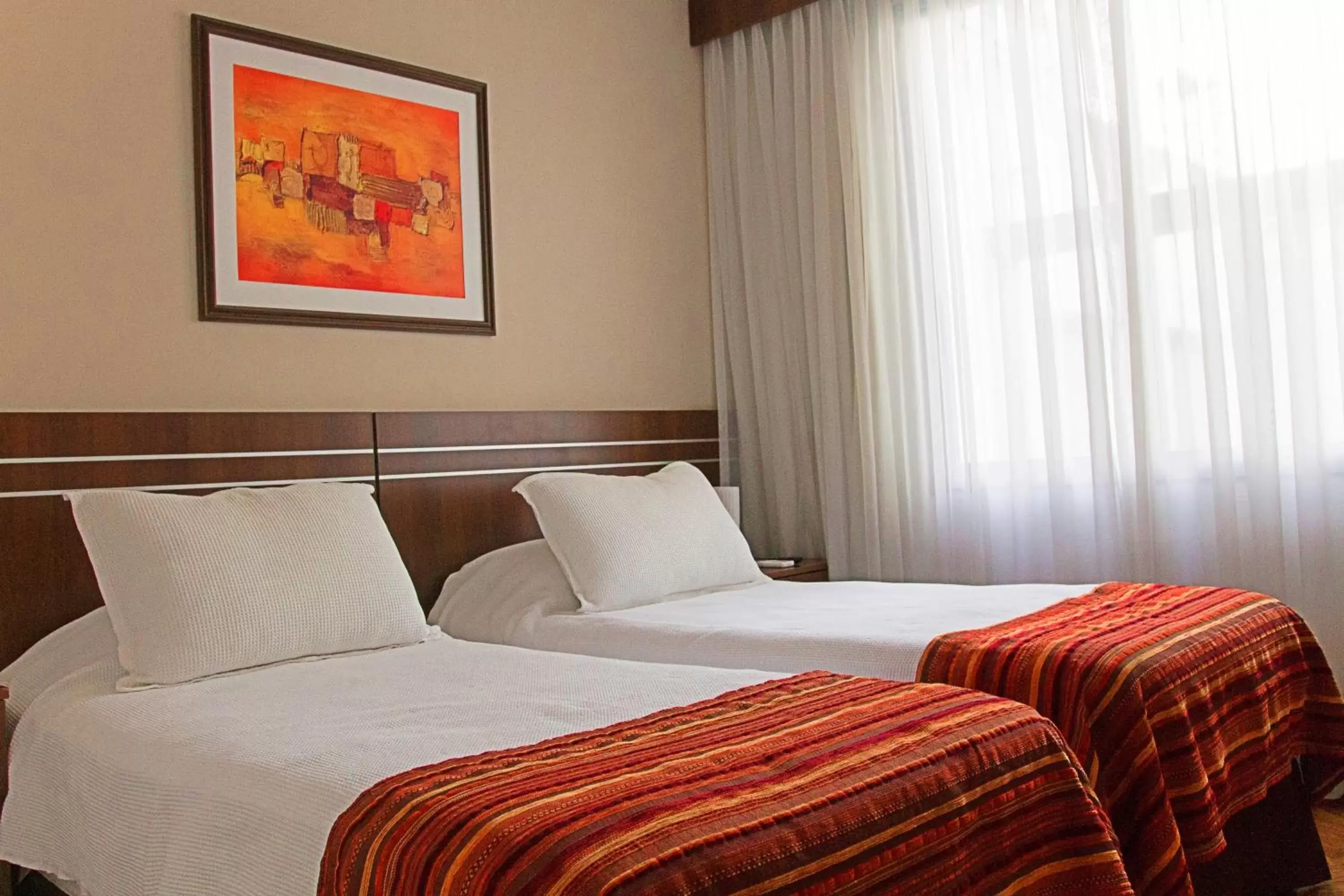 Superior Twin Room in Hotel America Superior Twin Room in Hotel America