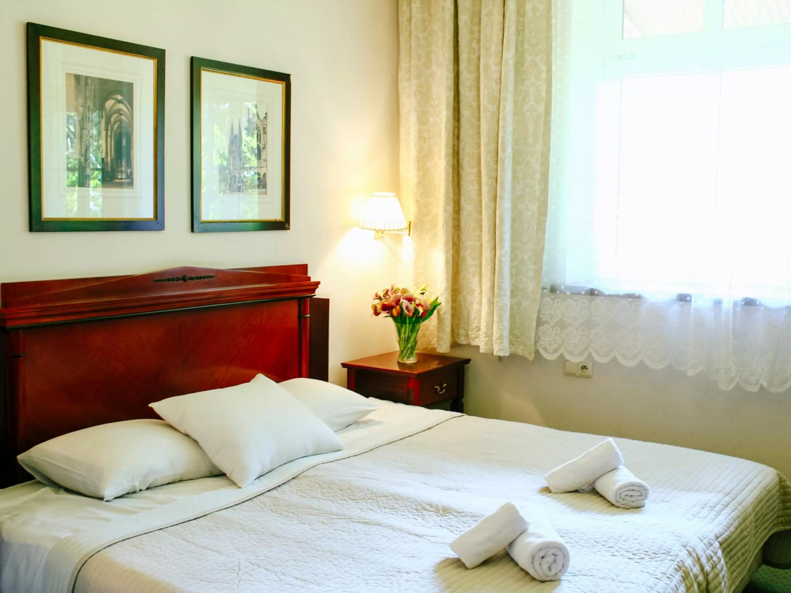 Bed in Miodosytnia Aparthotel