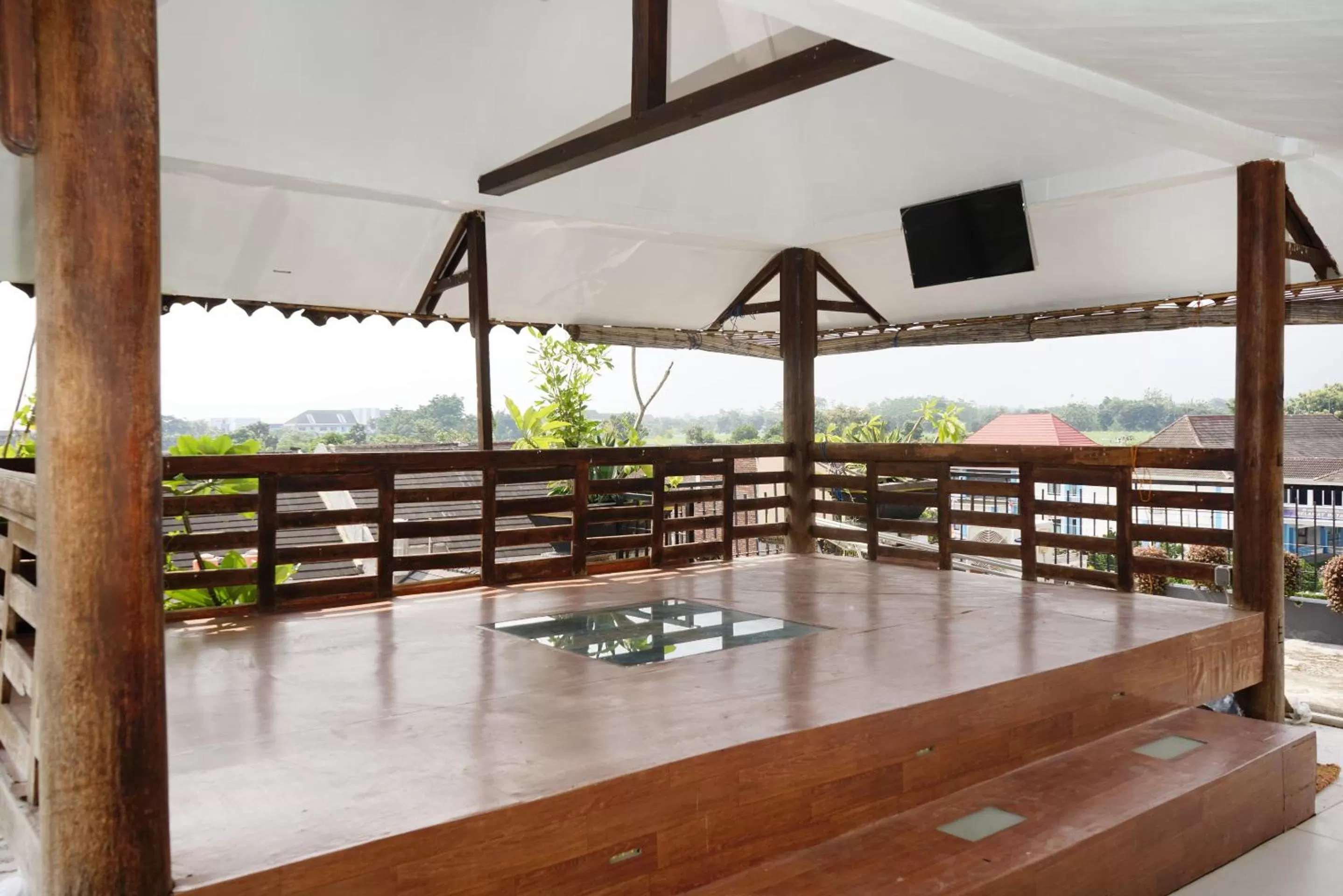 Balcony/Terrace in Hotel O Rafitha Homestay