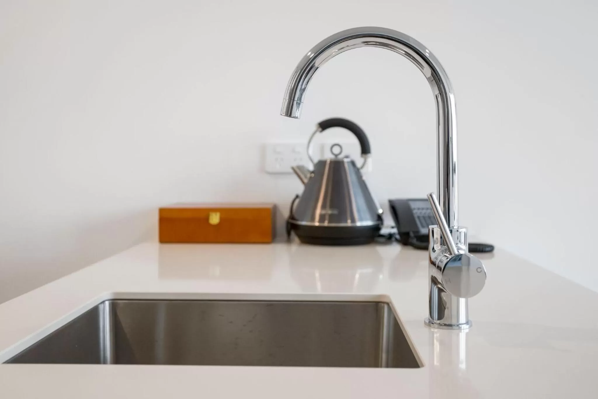 Coffee/tea facilities in The Sebel Melbourne Moonee Ponds